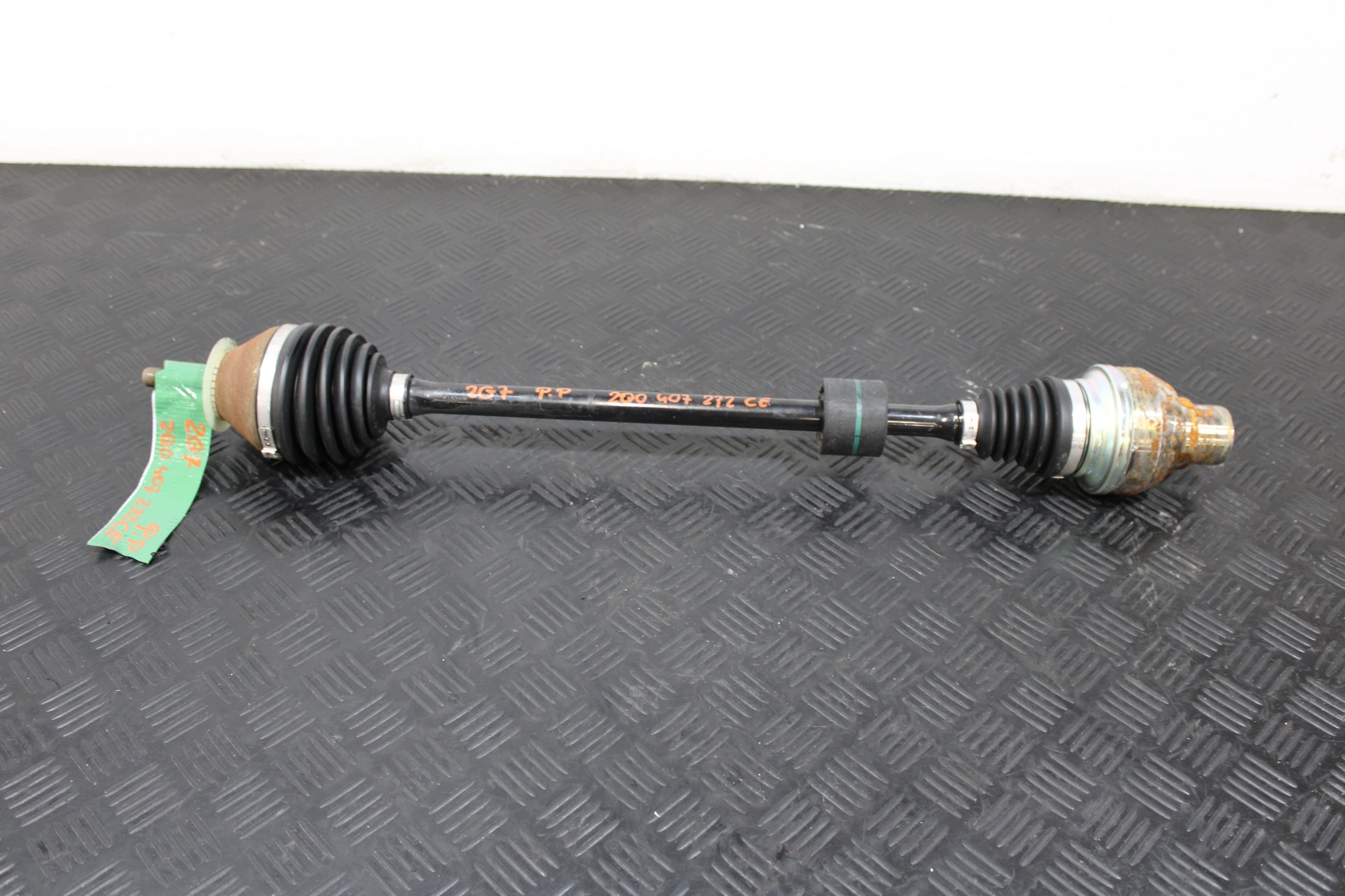 semi-axis semi-axis right front 2Q0407272CE VW TAIGO 2G7 R-LINE