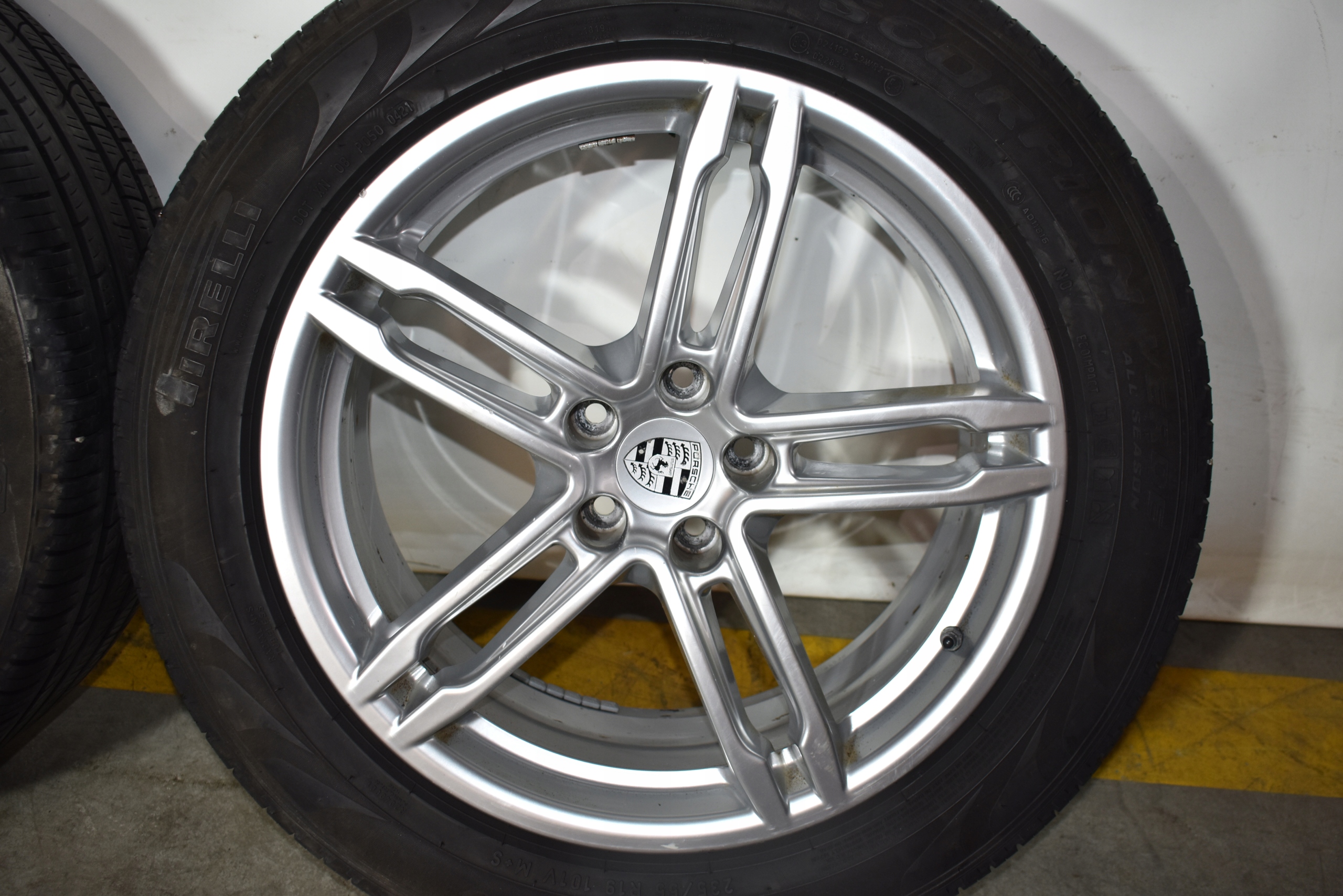 IDEALNE wheels 19" N0 CALOROCZNE PORSCHE MACAN 1