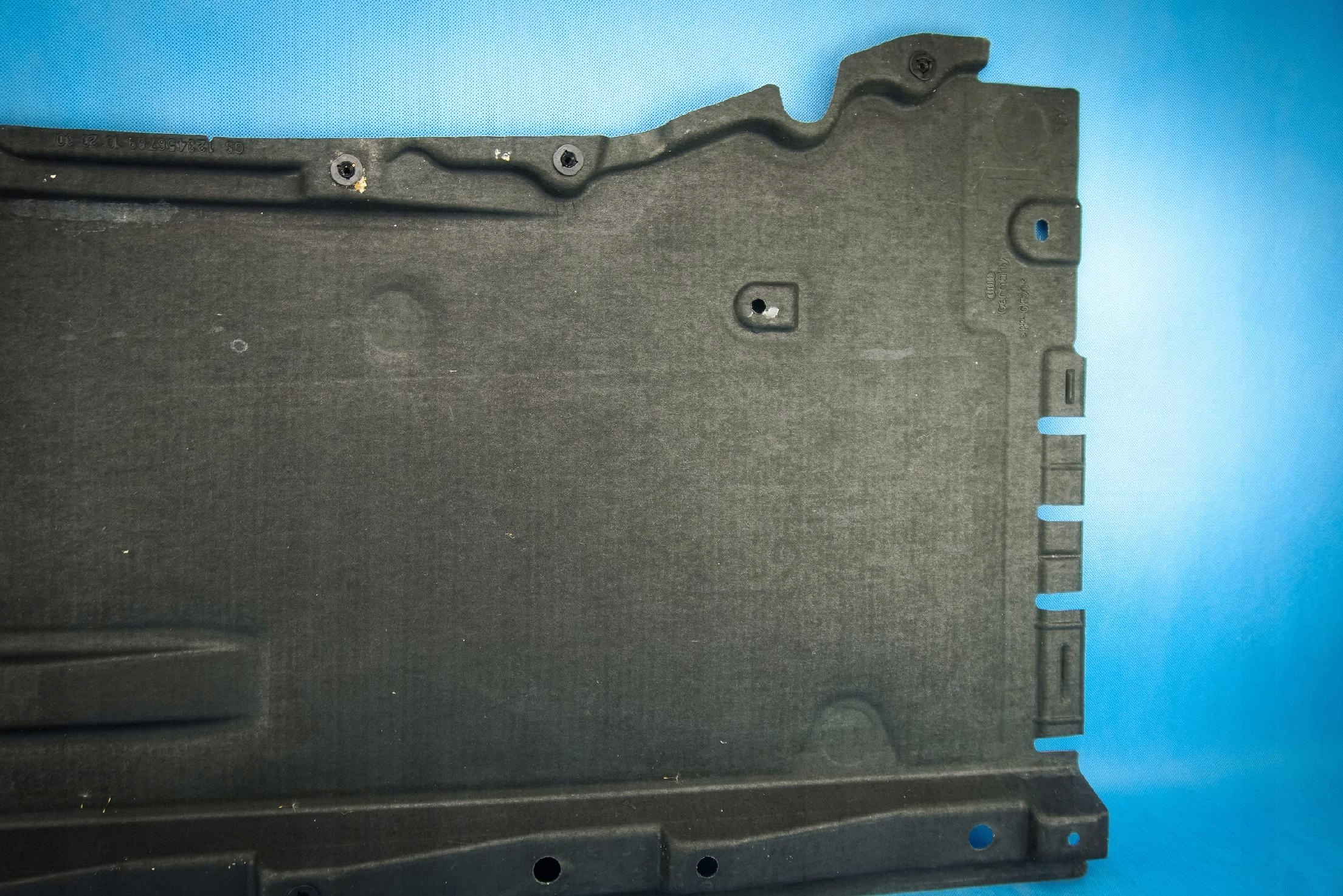 cover chassis left Audi RS6 4G RS7 4G8 4G0825207L