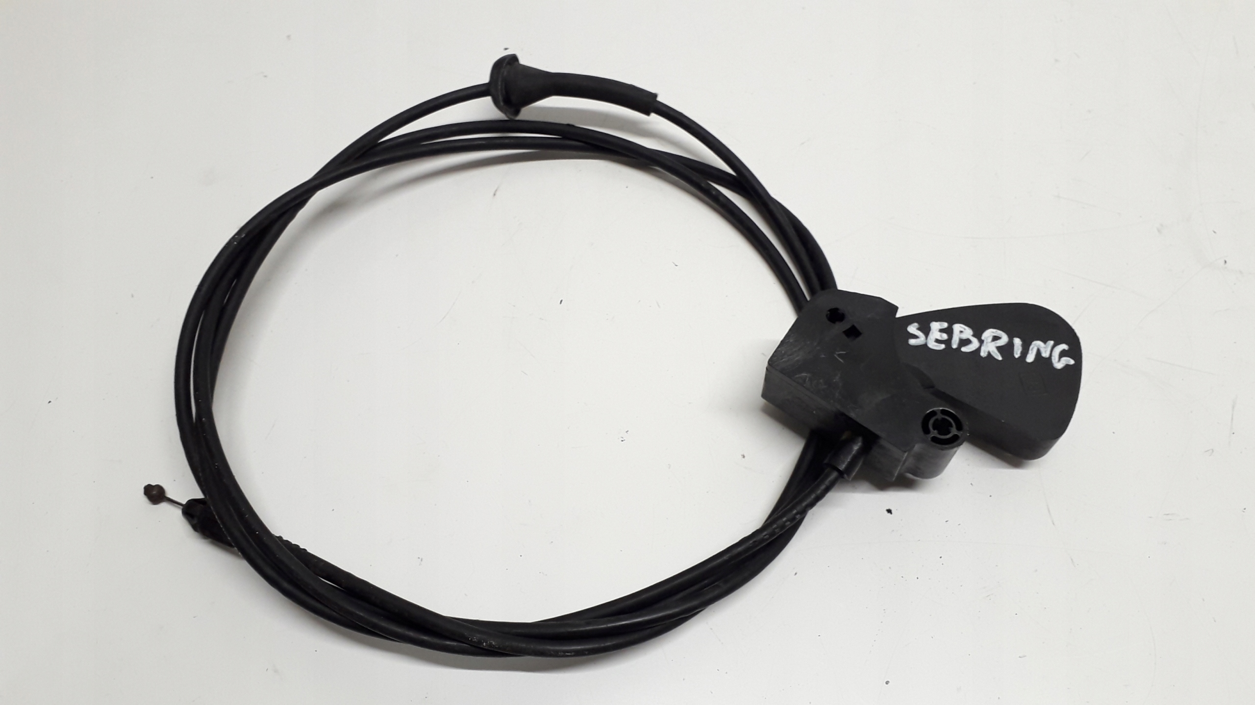 06- - CHRYSLER SEBRING 3 06-ТРОС КАПОТА С РУЧКОЙ