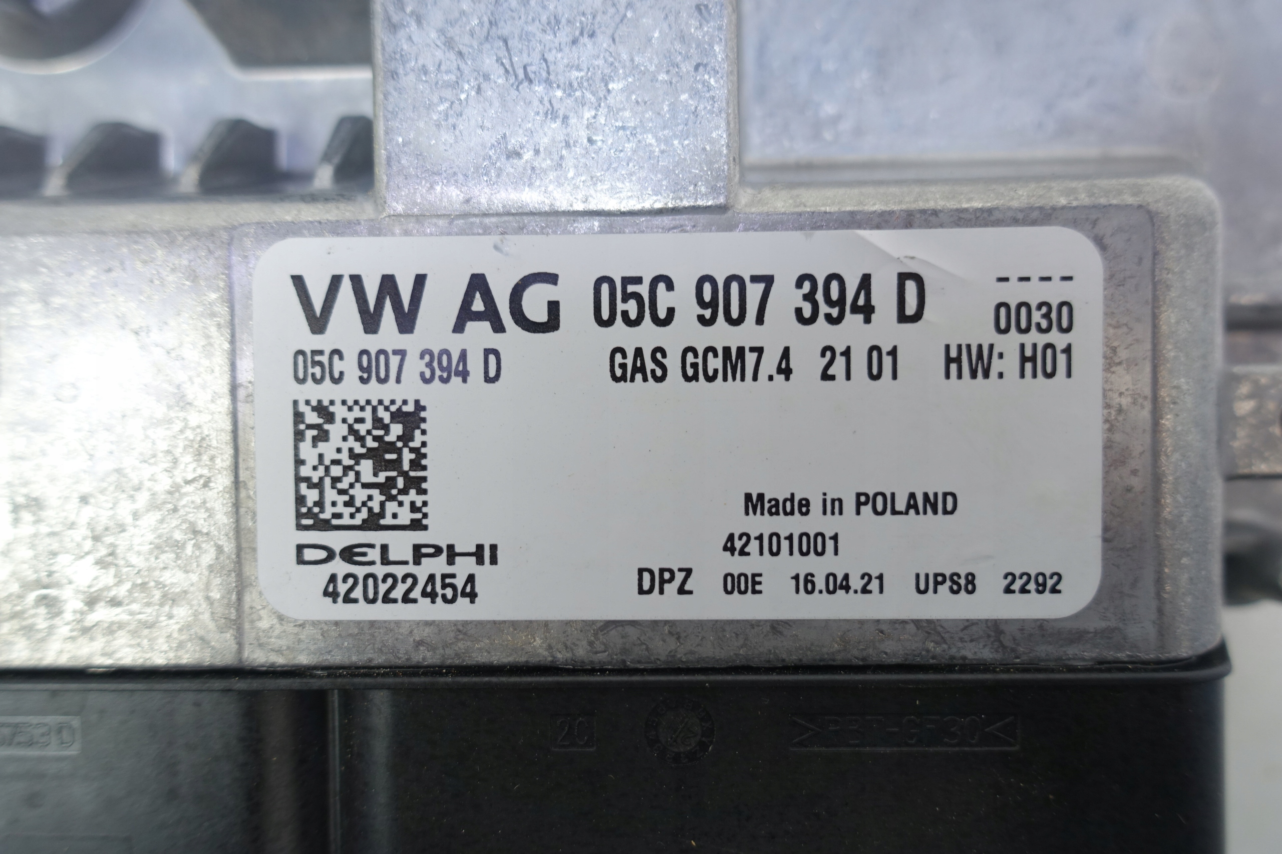 control unit computer of the engine AUDI Q2 05C907394D
