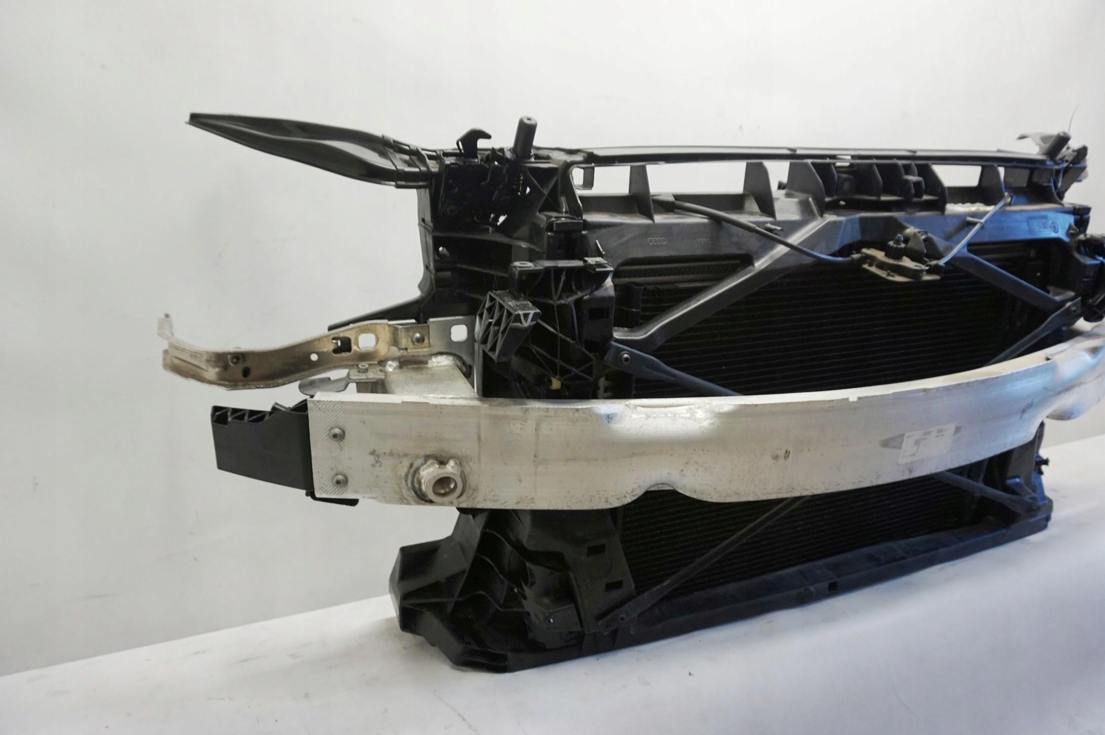 PAS PRZEDNI CHŁODNICE 2.0 TFSI AUDI TT 8S 5Q0959455AN 5Q0121203CL Typ samochodu Samochody osobowe