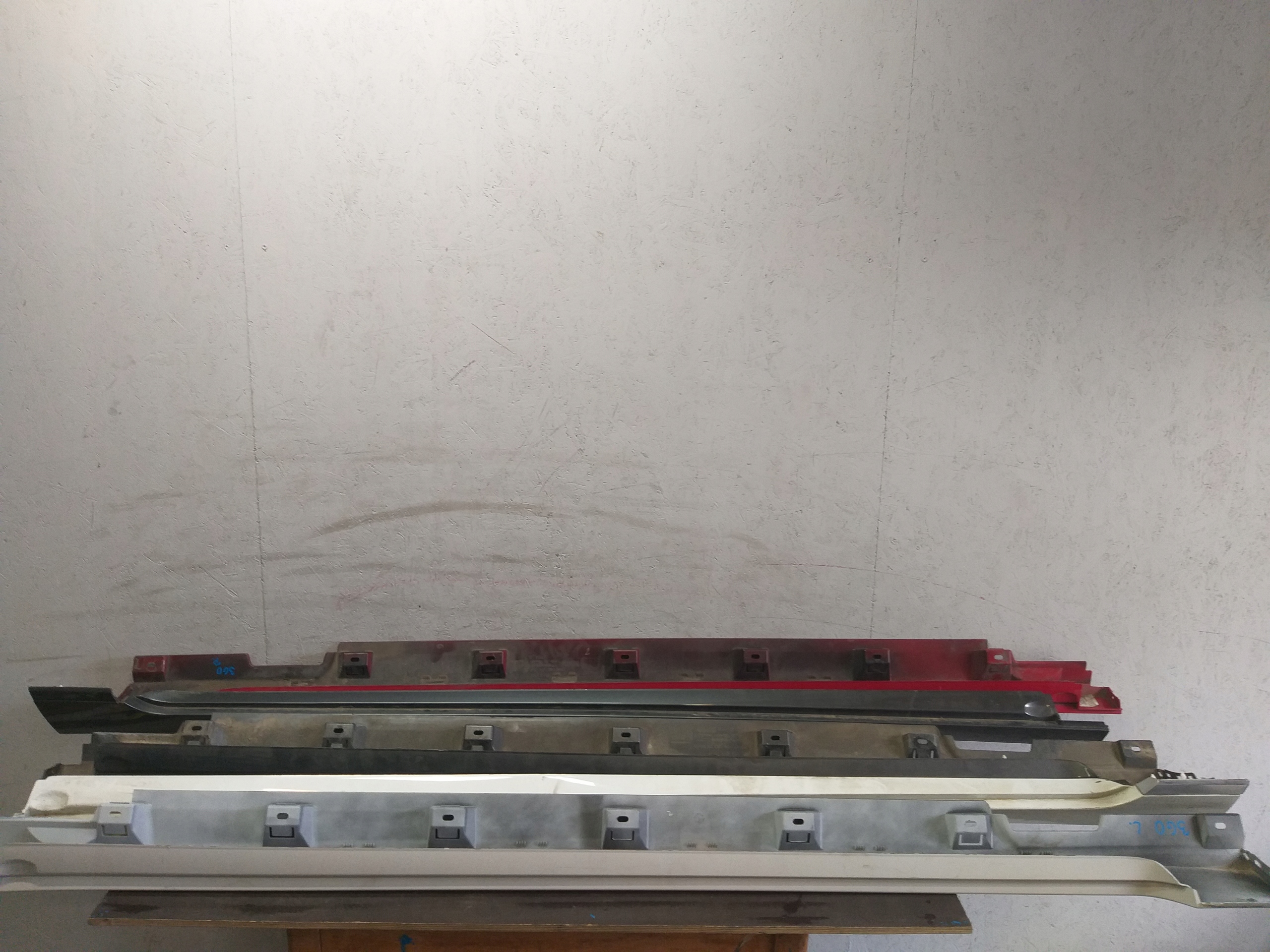 threshold moulding threshold right VW PASSAT B8
