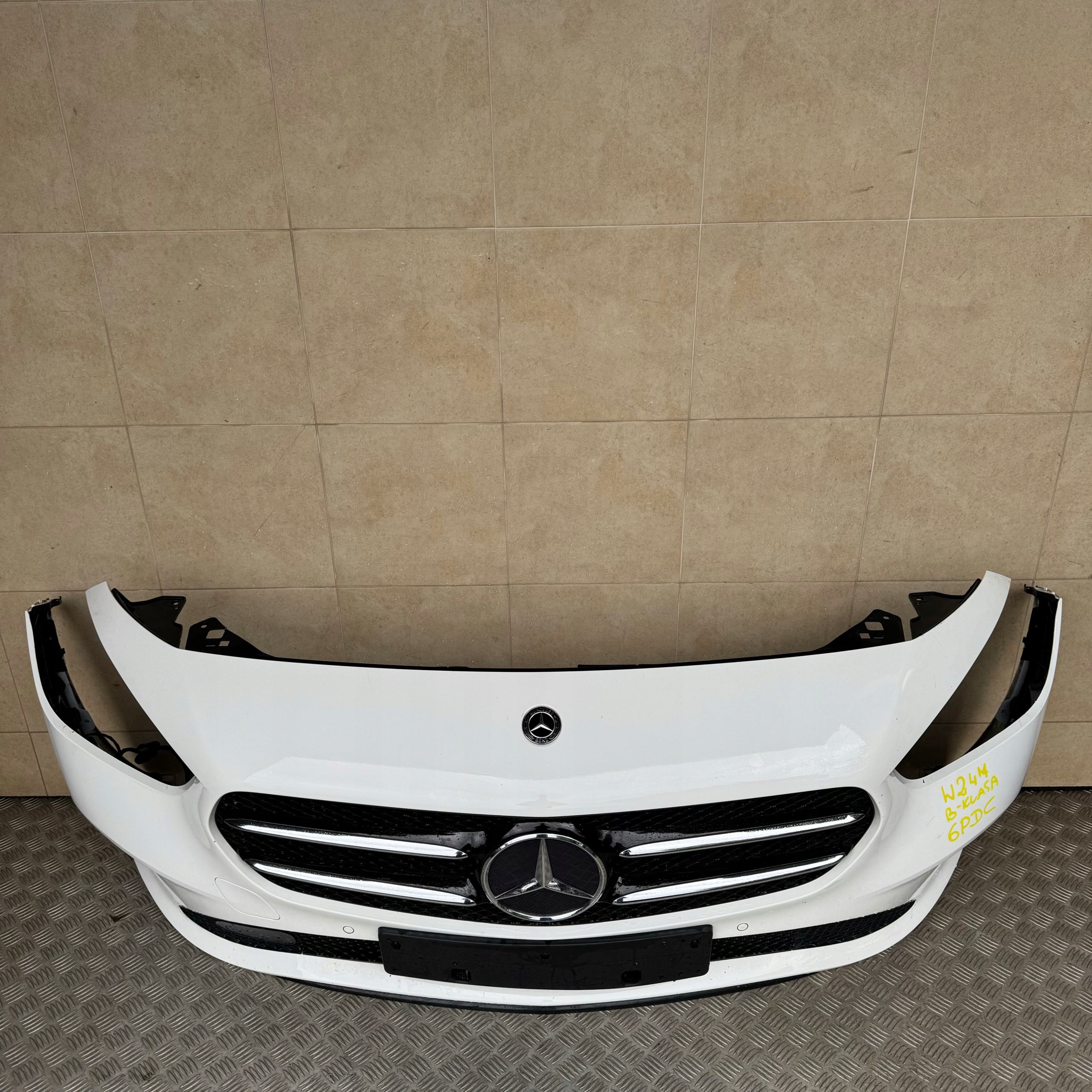 front bumper complete MERCEDES B-KLASA W247 6 PDC 2019 ROK