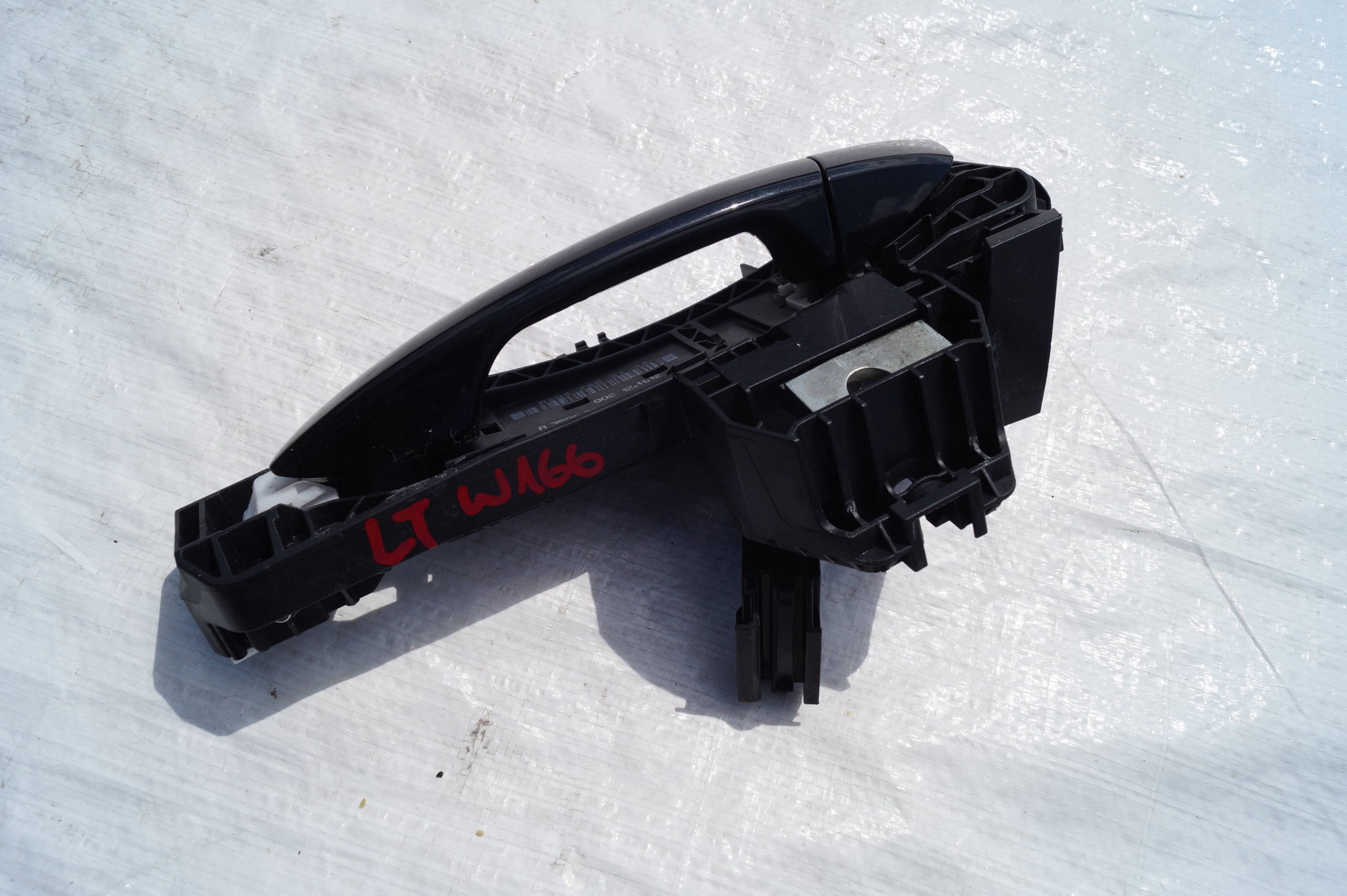 handle exterior rear part left MERCEDES ML W166 040