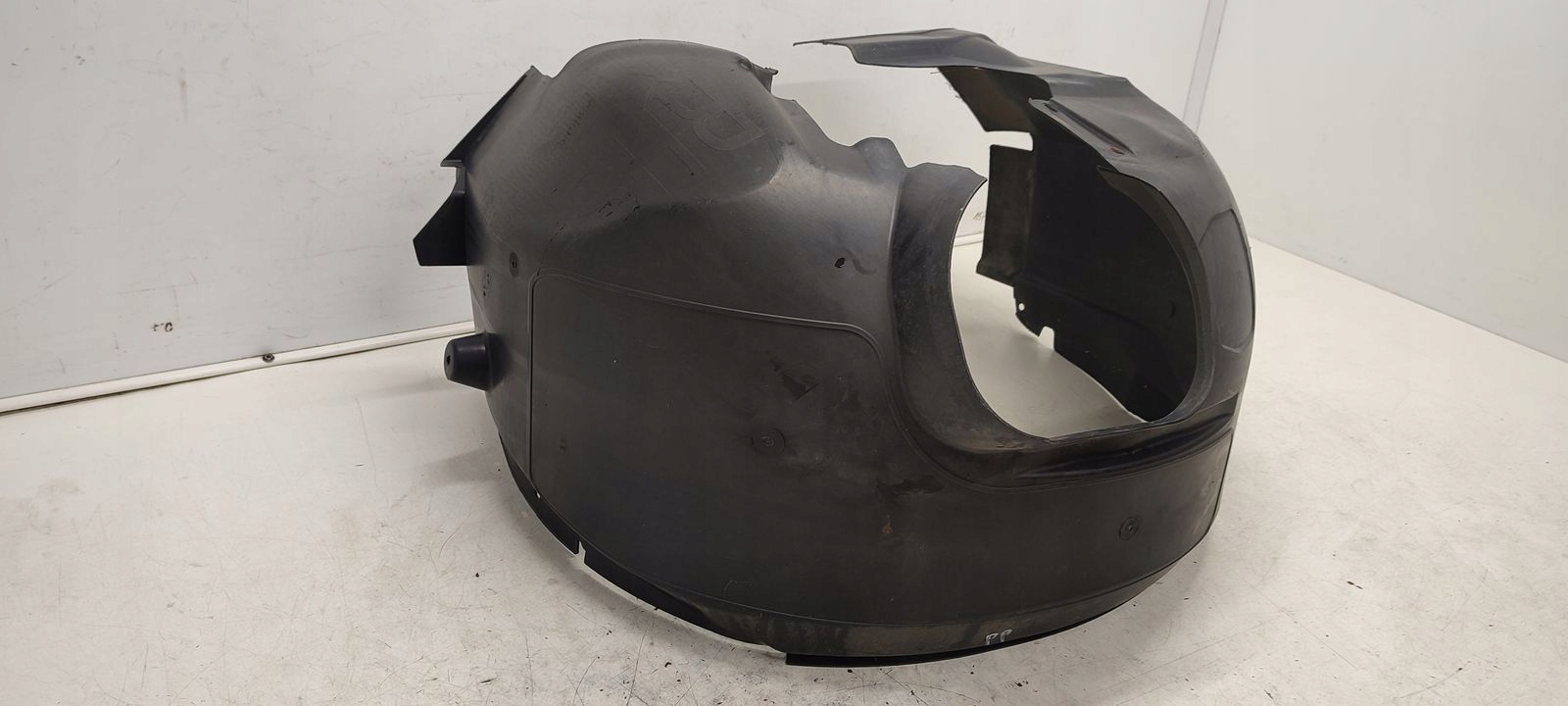 mudguard front front right Ford Focus MK3 kombi 1,0 Ecoboost