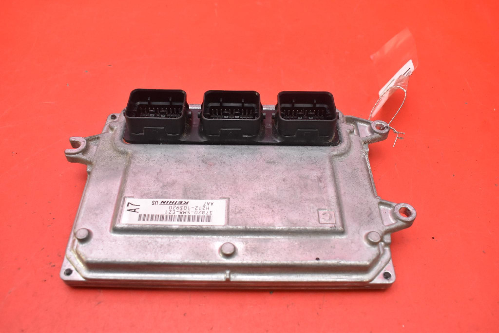 centralina computer motore 37820-5M8-E21 HONDA CIVIC 9 IX 1.8 e-VTEC 141 KM