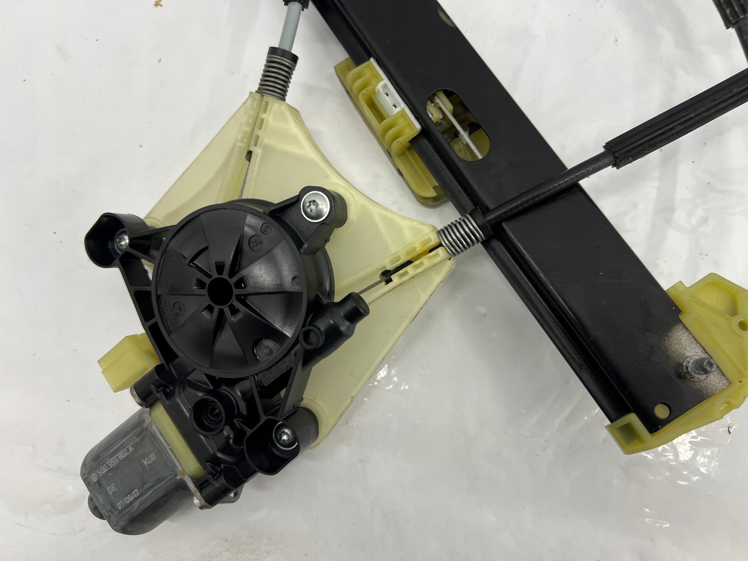 window regulator left front VW T-ROC 2GA837461F mechanism