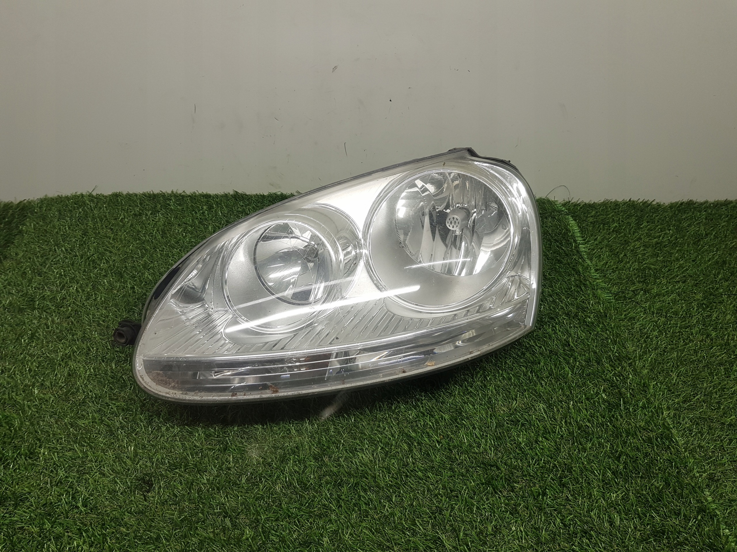 light left front VOLKSWAGEN GOLF 5