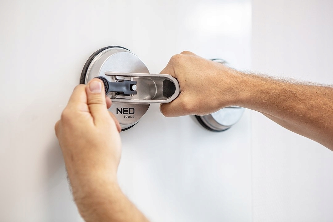 NEO PRZYSSAWKA DO SZYB ALUMINIOWA, PODWÓJNA, 100KG Marka Neo Tools