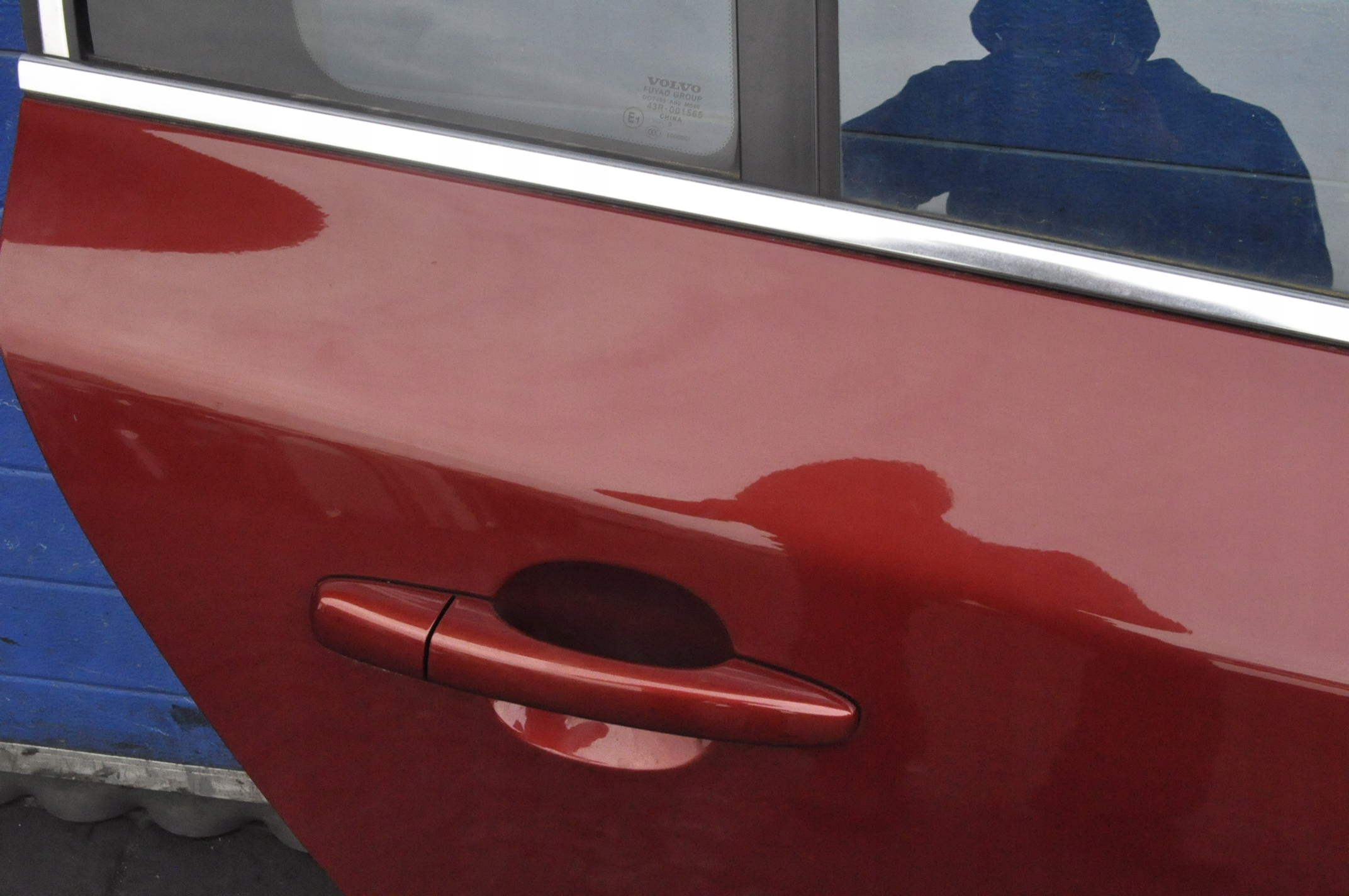 VOLVO S60 II DRZWI PRAWY TYŁ TYLNE 702-46 Typ samochodu Samochody osobowe