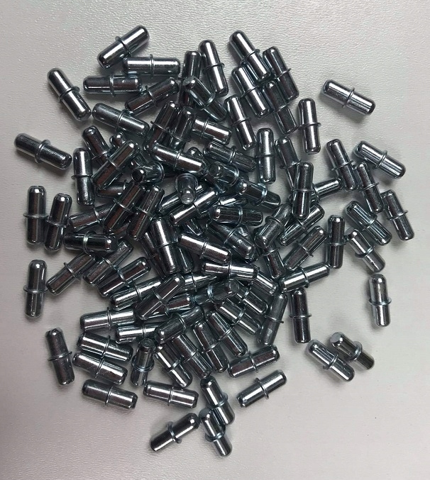 

Podpórki bolce kołki do półek 5mm opk 100 szt
