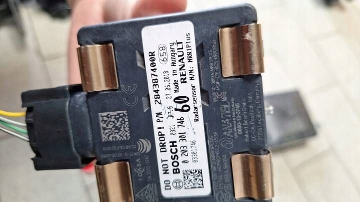 Sensor Radar tempomatu aktywnego Renault Kadjar 284387400R