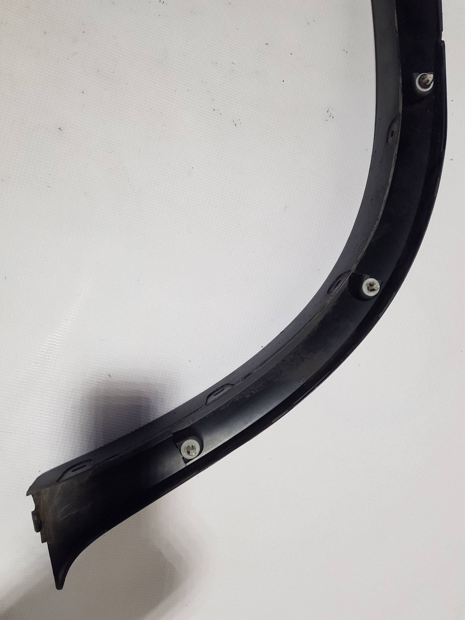 BMW X5 E70 lista sárvédöt bal far hátso 7163559