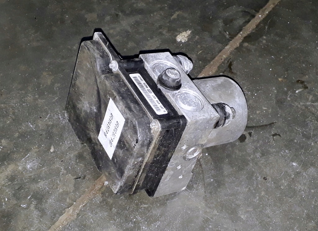 POMPA HAMULCOWA ABS 4F0614517P AUDI A6 C6