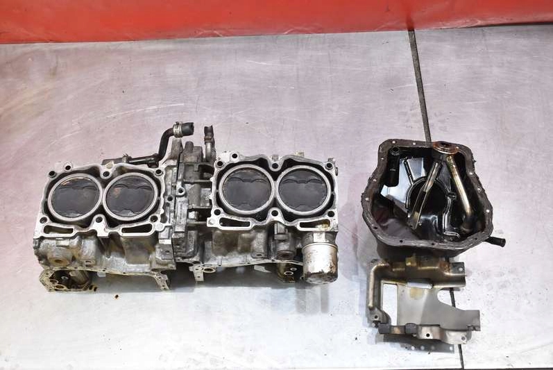 BLOK DÓŁ SILNIKA WAŁ SUBARU FORESTER 2 II 2.5 175 KM 05-08