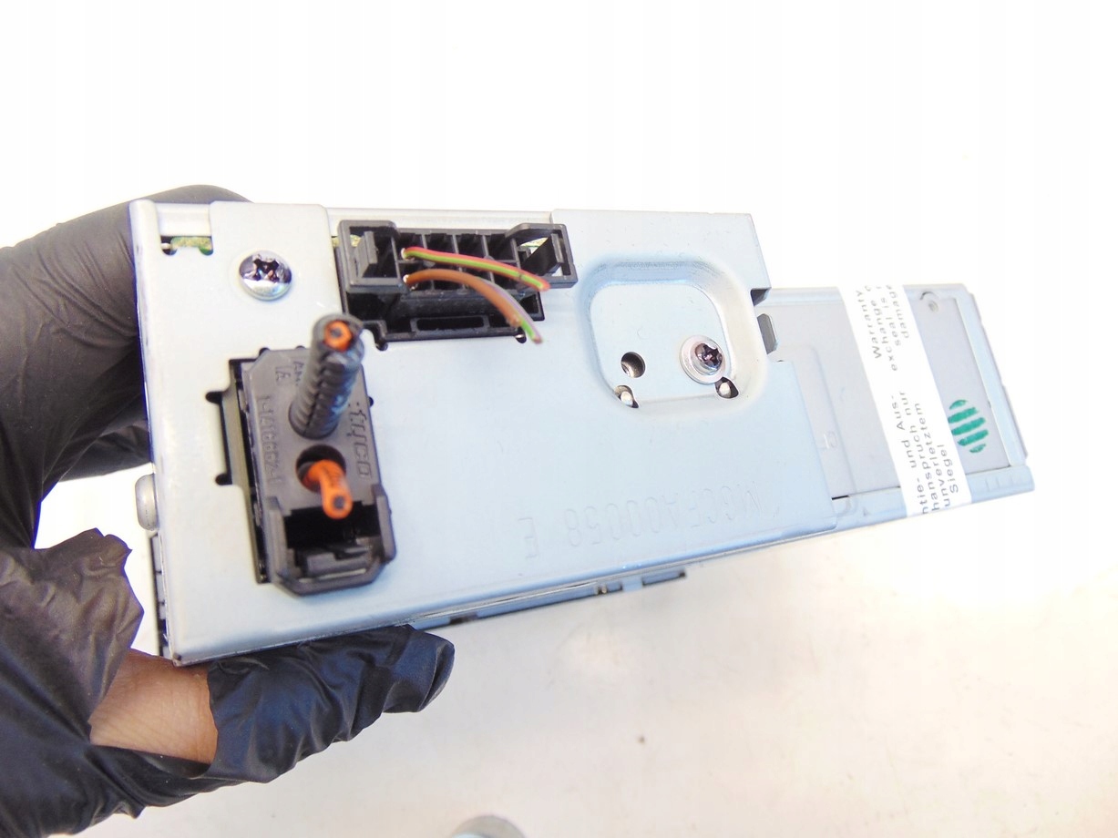 ZMIENIARKA PŁYT CD AUDI A6 C6 LIFT 04-11 4E0910110H CD Typ samochodu Samochody osobowe