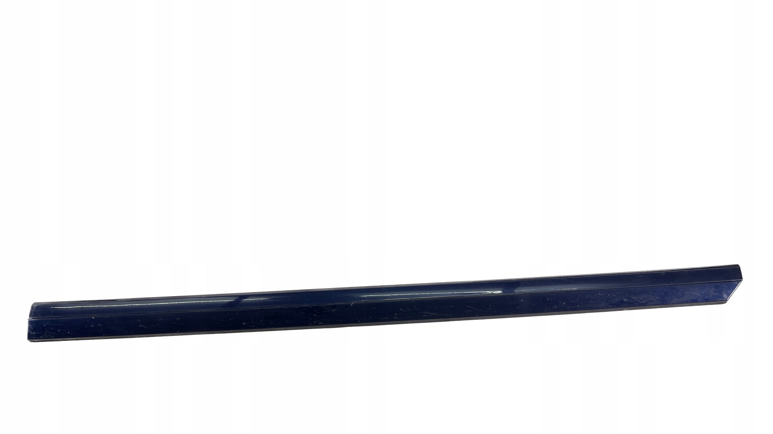 moulding door right front VW PASSAT B8 3G0954940E