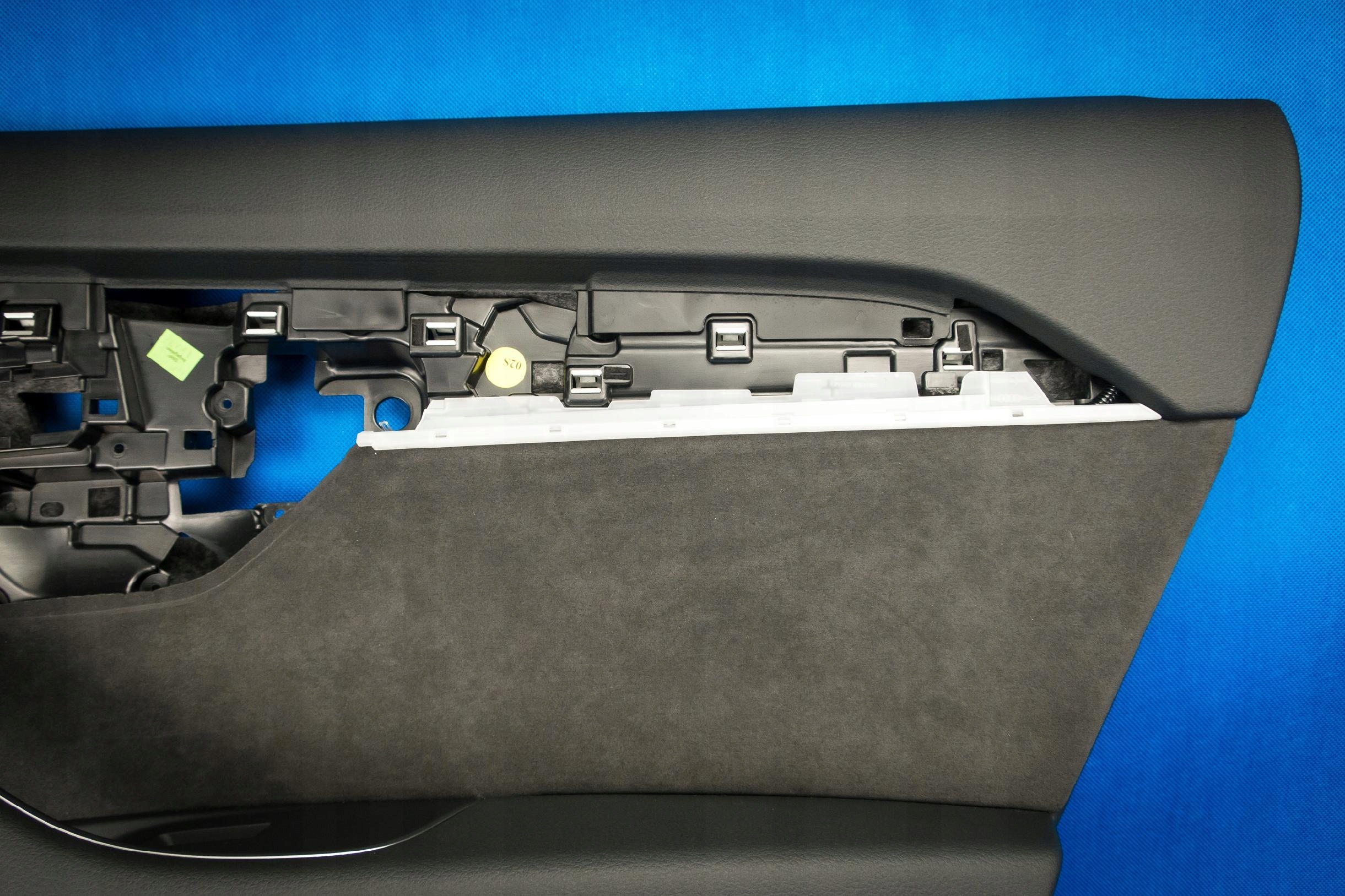 upholstery side door rear part PR Audi A8 4N 4N0868068