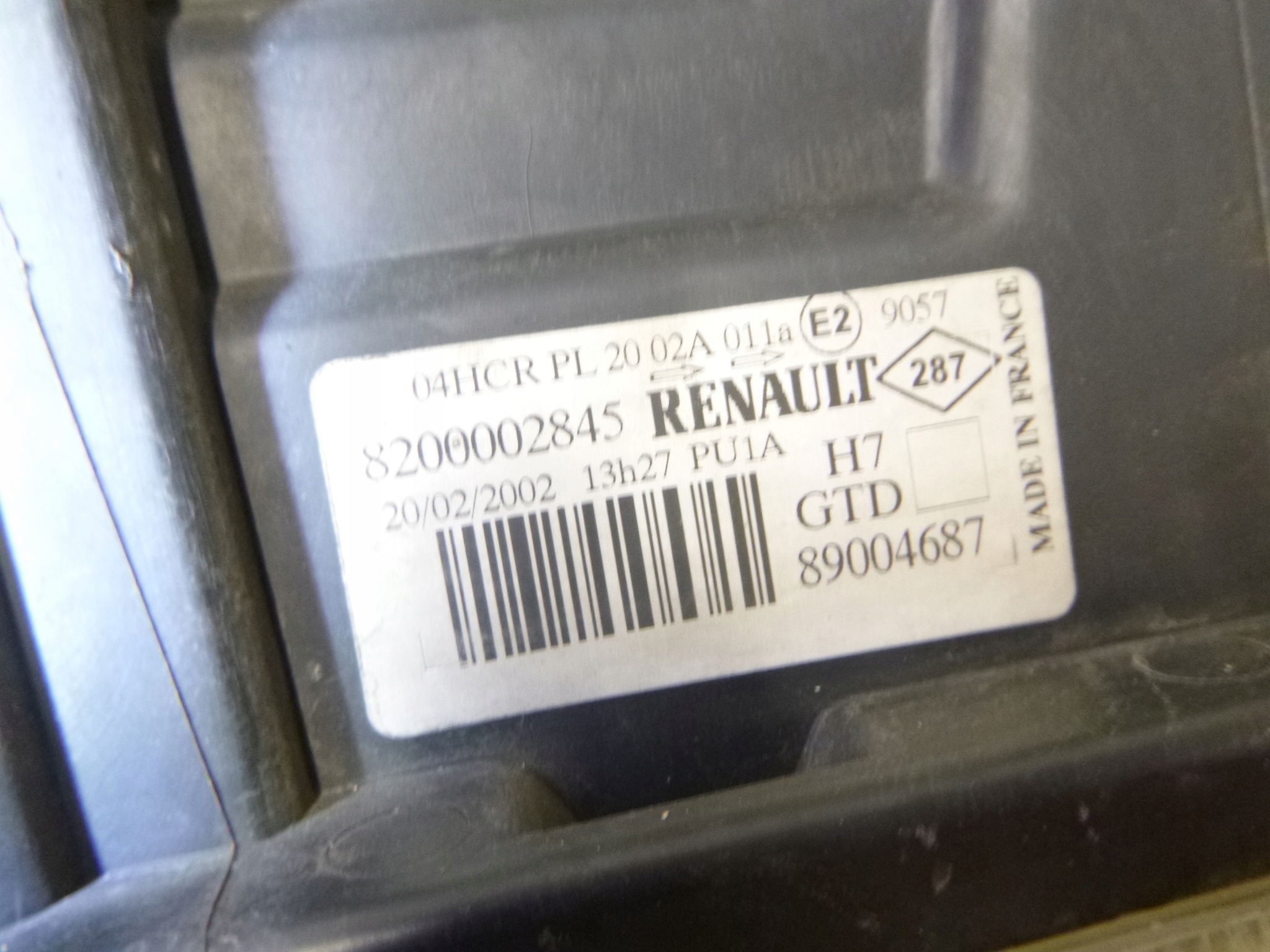light front Renault Laguna II 2002r. 8200002845
