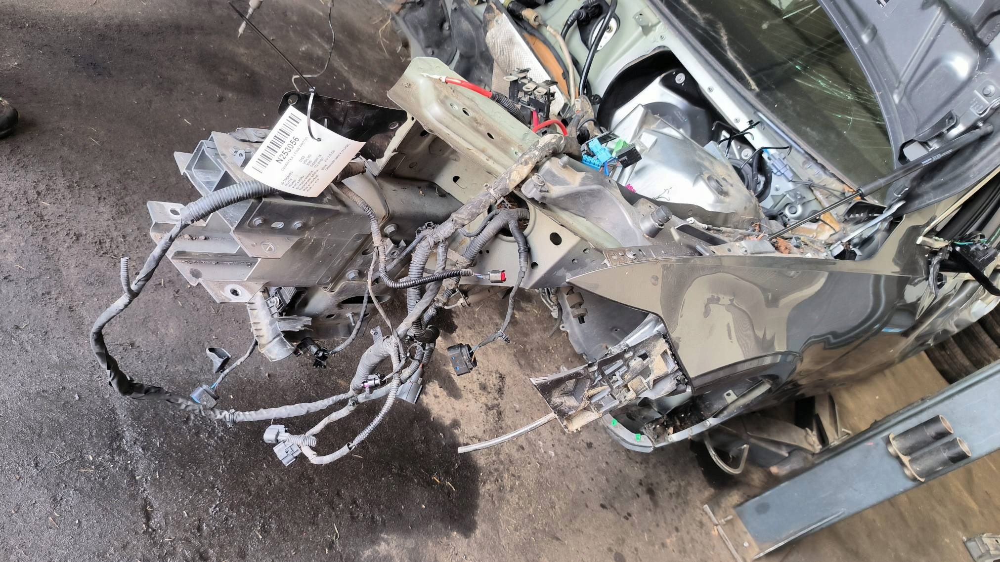 quarter left front OSMIUM GREY VOLVO S90