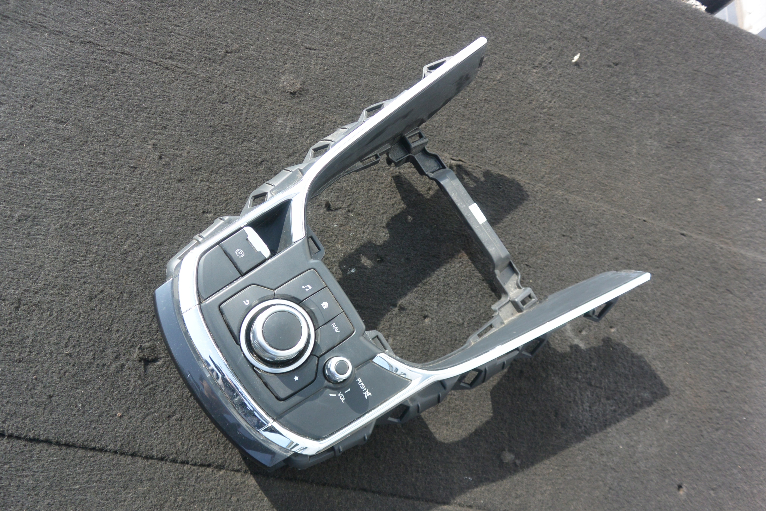 control panel RADIA cap TUNELU MAZDA CX9
