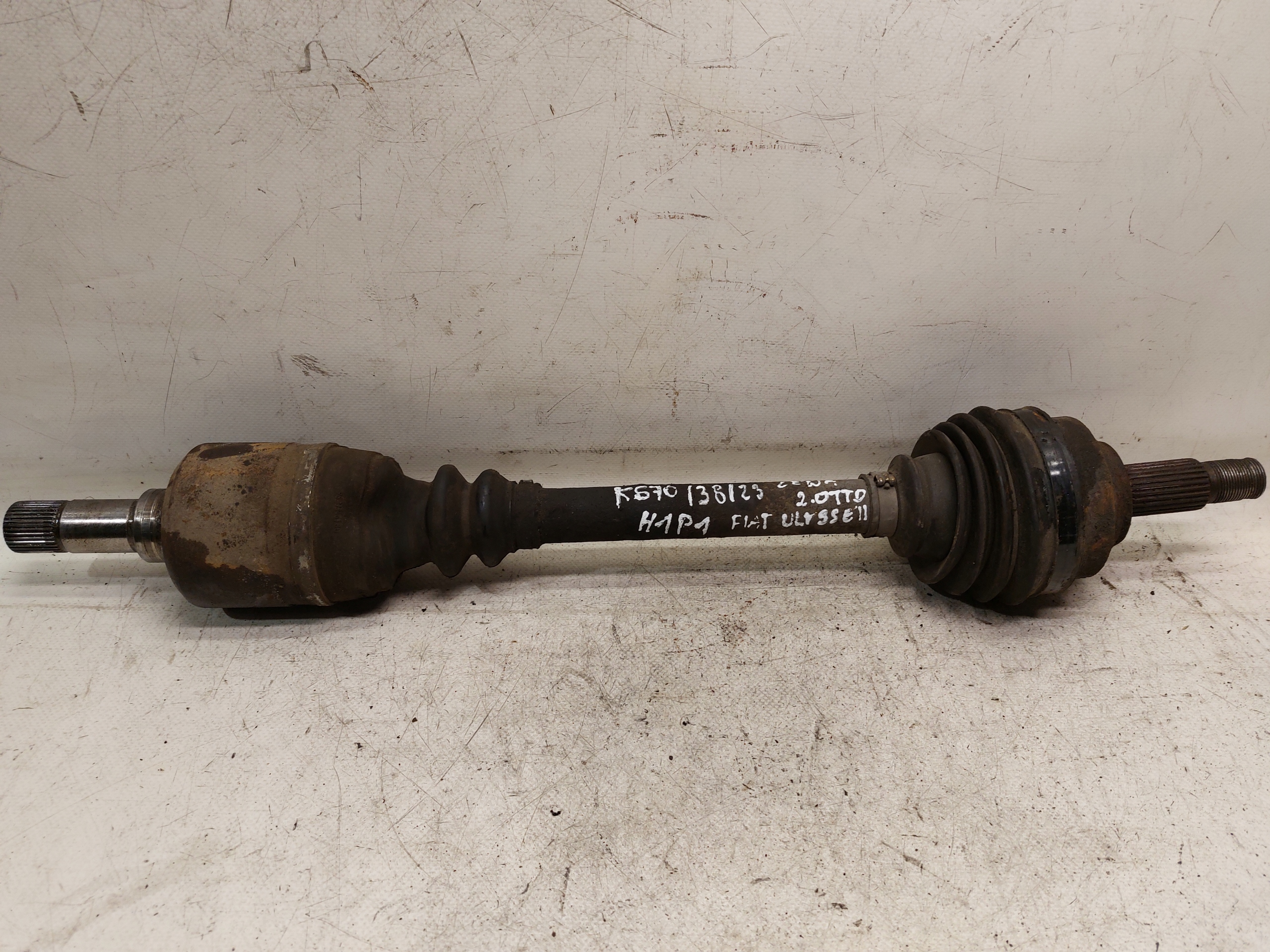 semi-axis left FIAT ULYSSE II 2.0JTD
