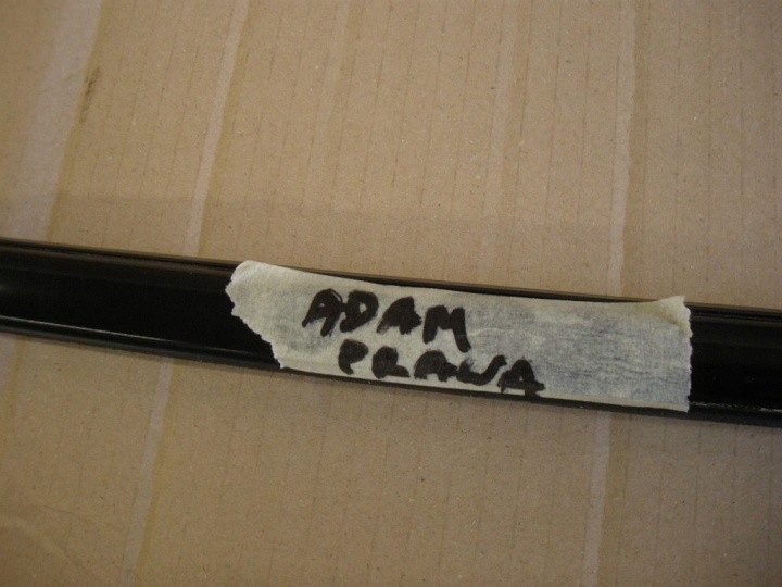 OPEL ADAM 2012 LISTWA ZGARNIAJĄCA PRAWA Typ samochodu Samochody osobowe