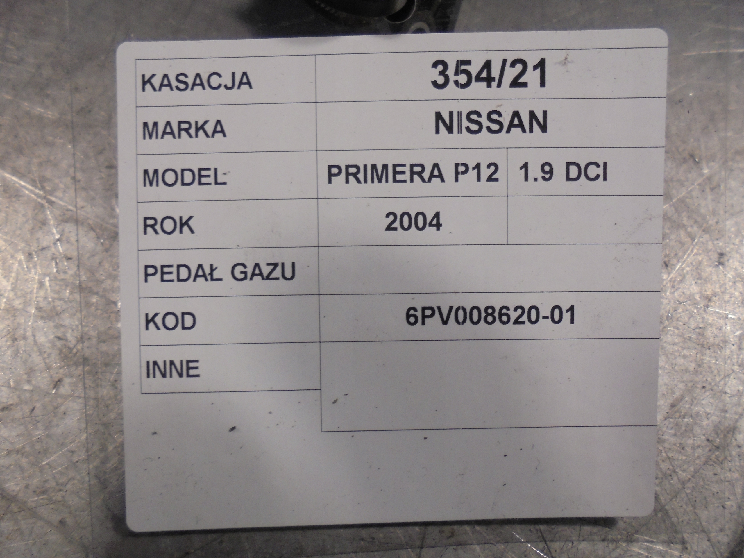 accelerator pedal Nissan Primera P12 18002AU410