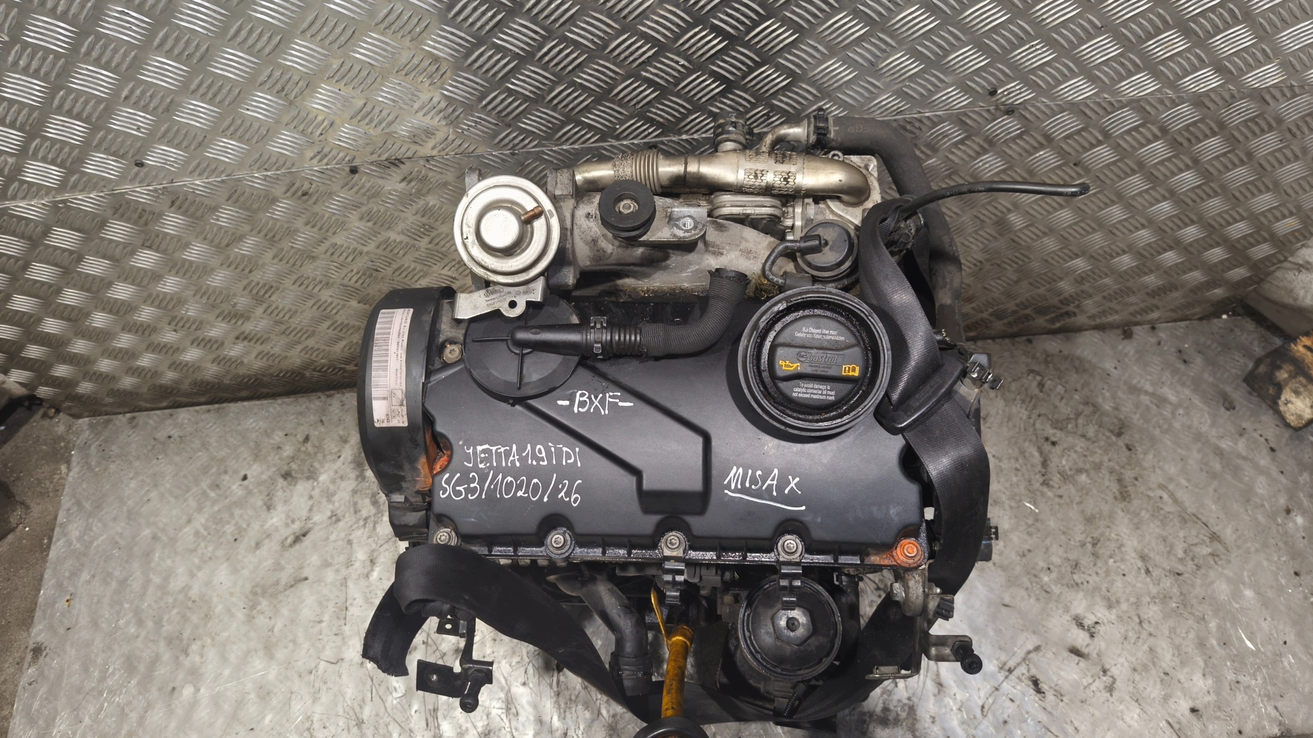 engine unprotected pillar VW JETTA 2007r 1.9TDI 77kW BXF