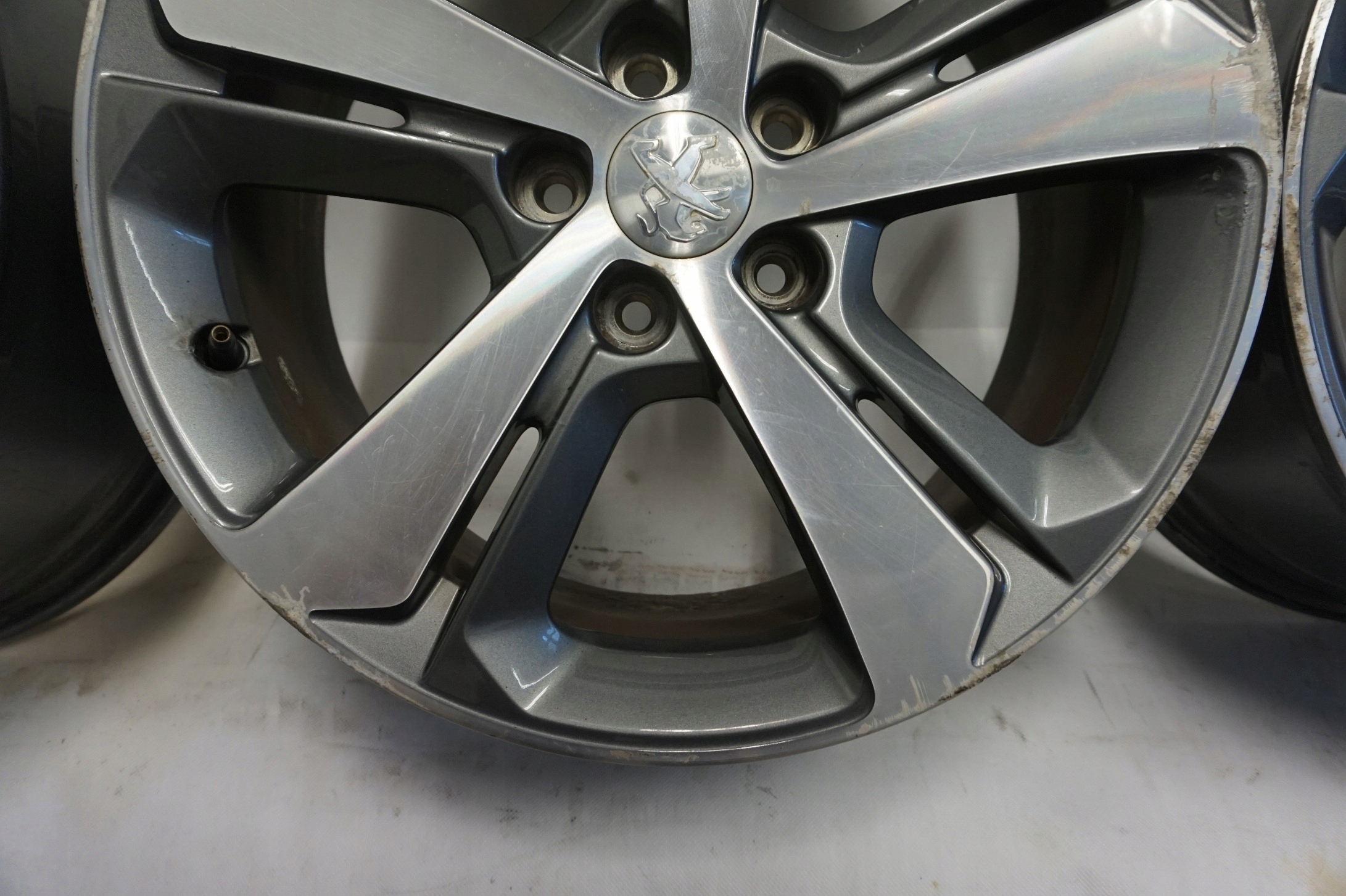 FELGI ALUFELGI PEUGEOT 308 II T9 7.5Jx17 5x108 et Rozstaw śrub 5x108