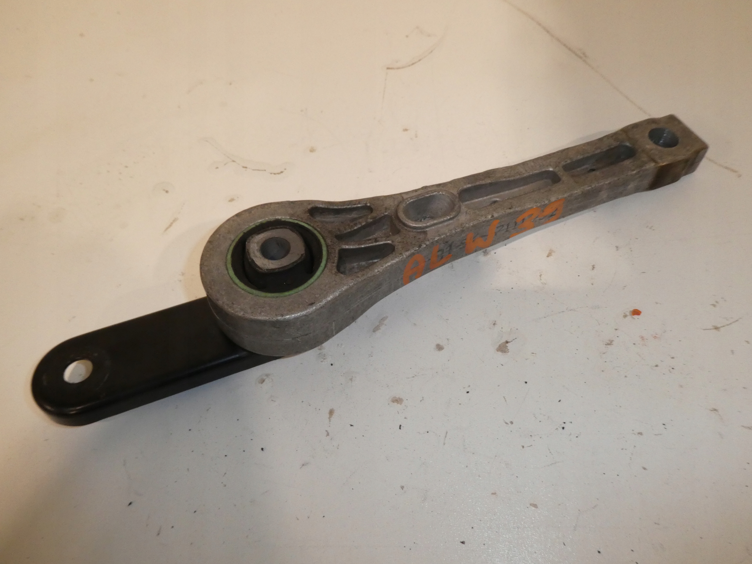 SUPPORT SUPPORT PLAQUE MOTEUR VW SEAT SKODA 3C0199855M