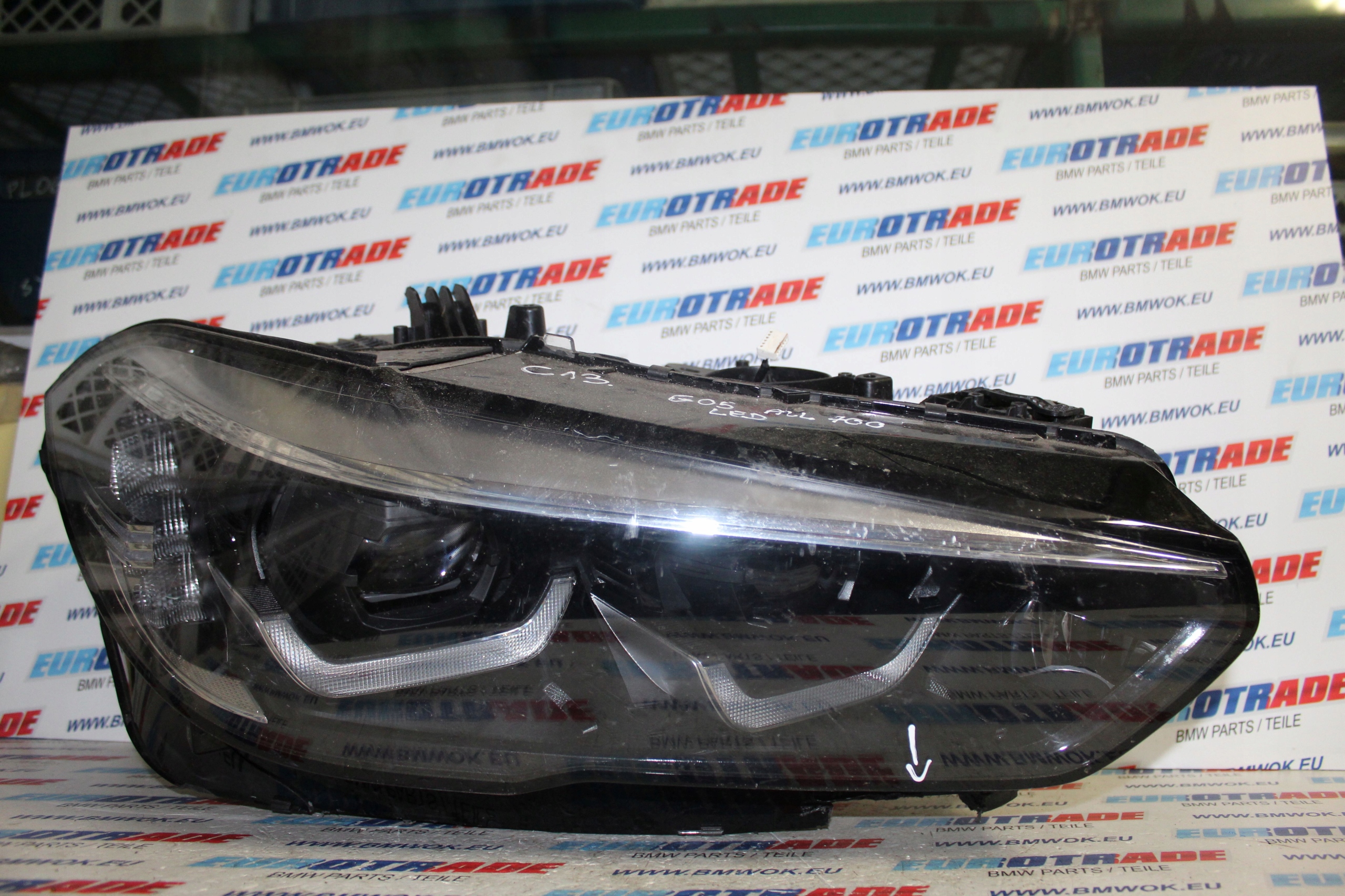 BMW G05 LAMPA PRZÓD PRAWA LED 9481784