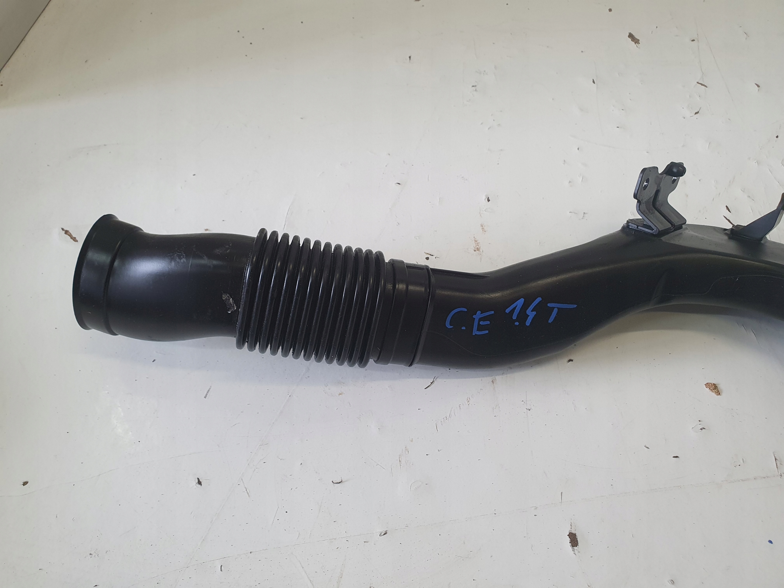 OPEL CORSA E DOLOT Luftführung Luftansaugschlauch 1.0T 1.4T