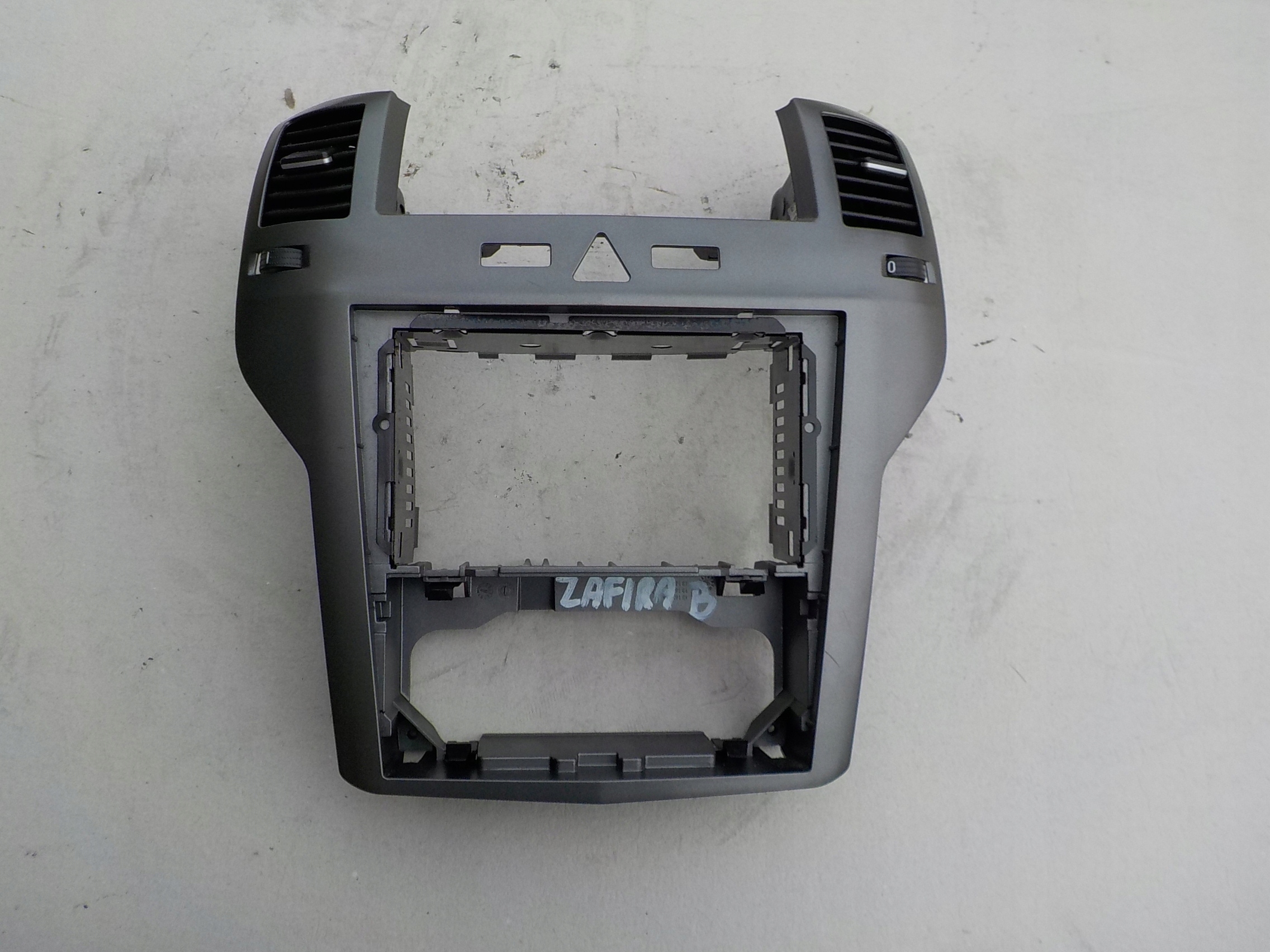 frame central opel zafira B 13162556