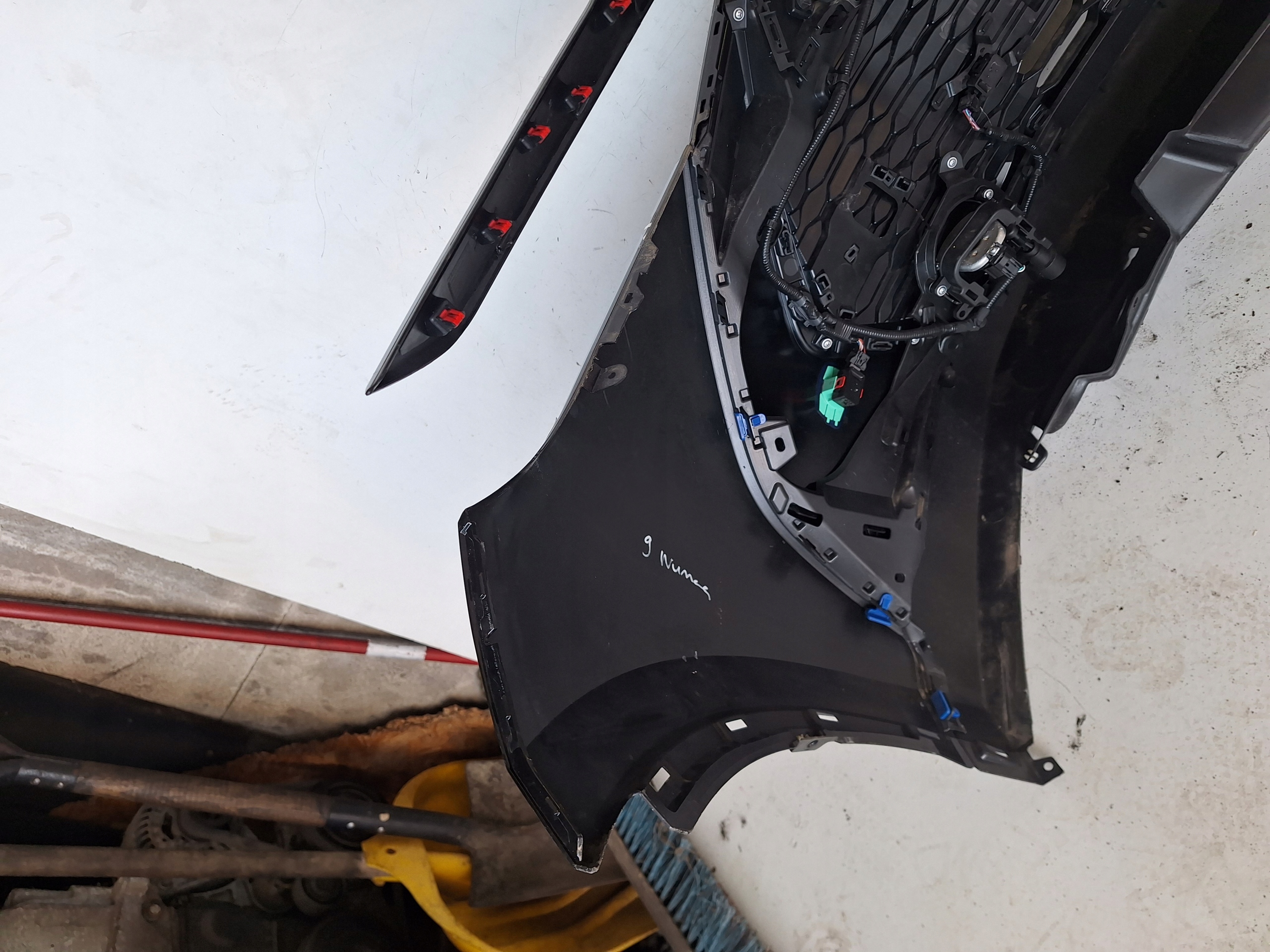 TOYOTA CH-R II Paraurti 23-> PDC + RADAR 209