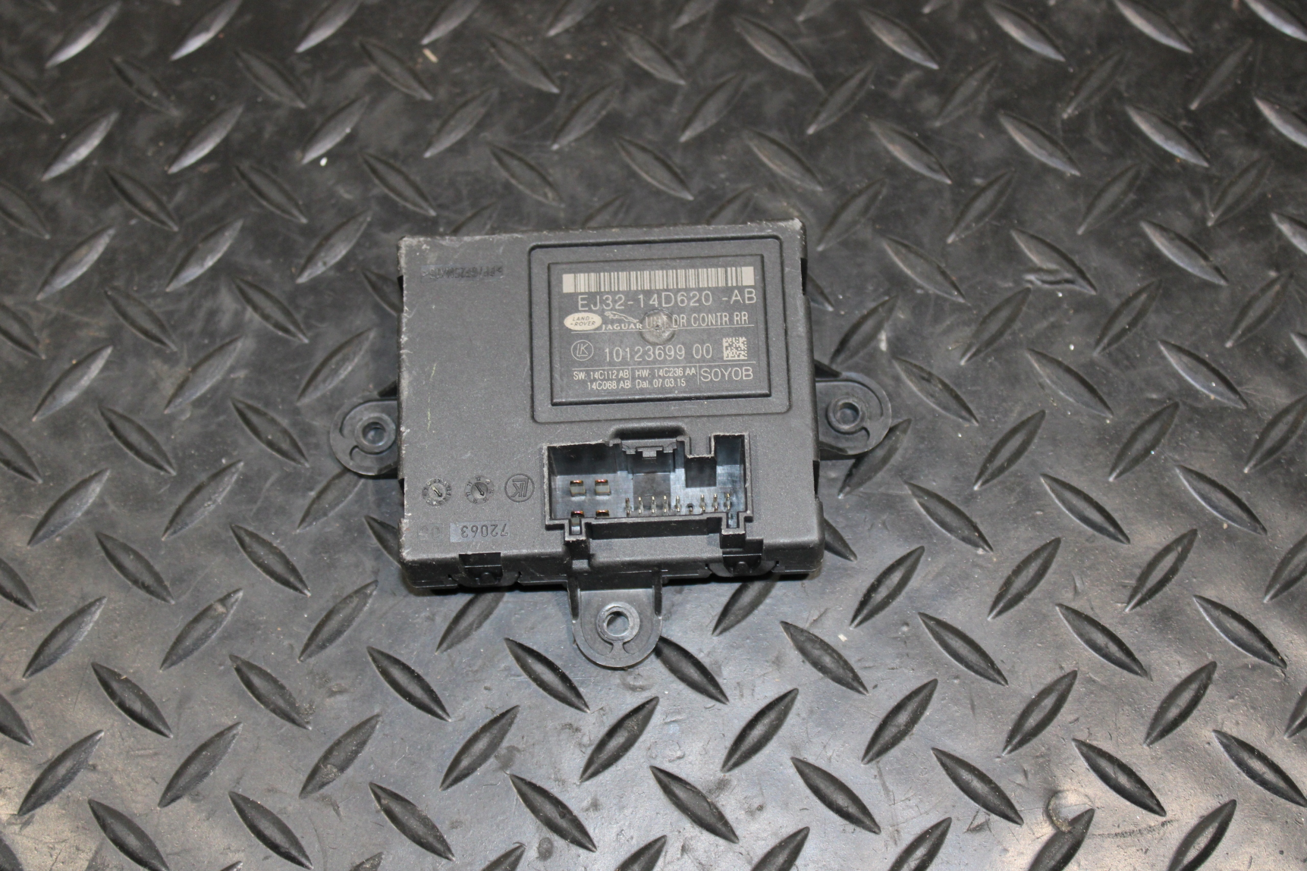 module control unit door right rear part LAND ROVER EVOQUE L538 EJ32-14D620-AB