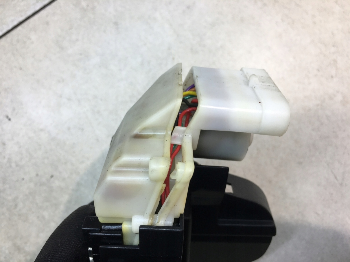 lock door left front ALFA ROMEO 147 6 PIN