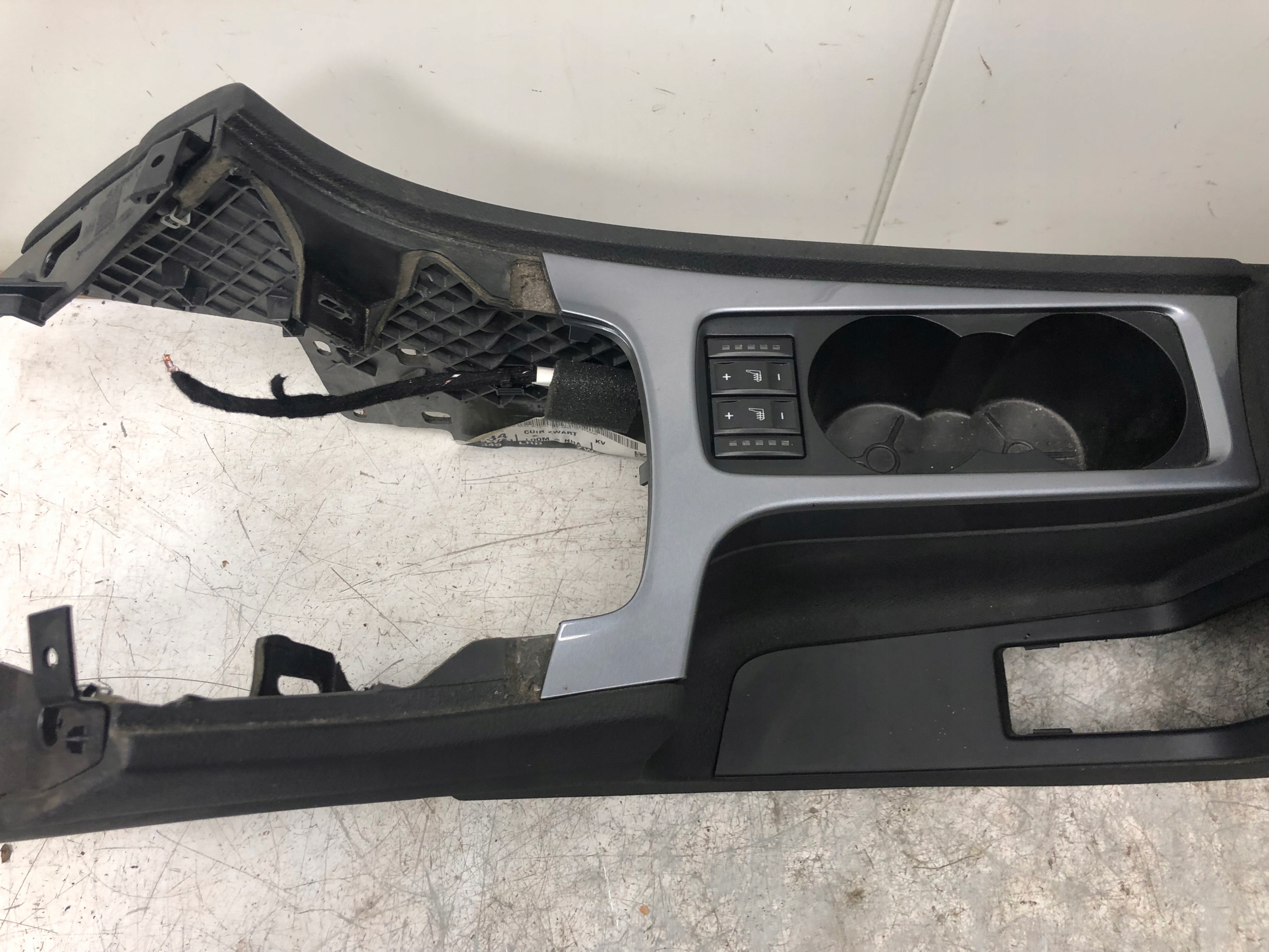 TUNEL central armrest FORD MONDEO MK4