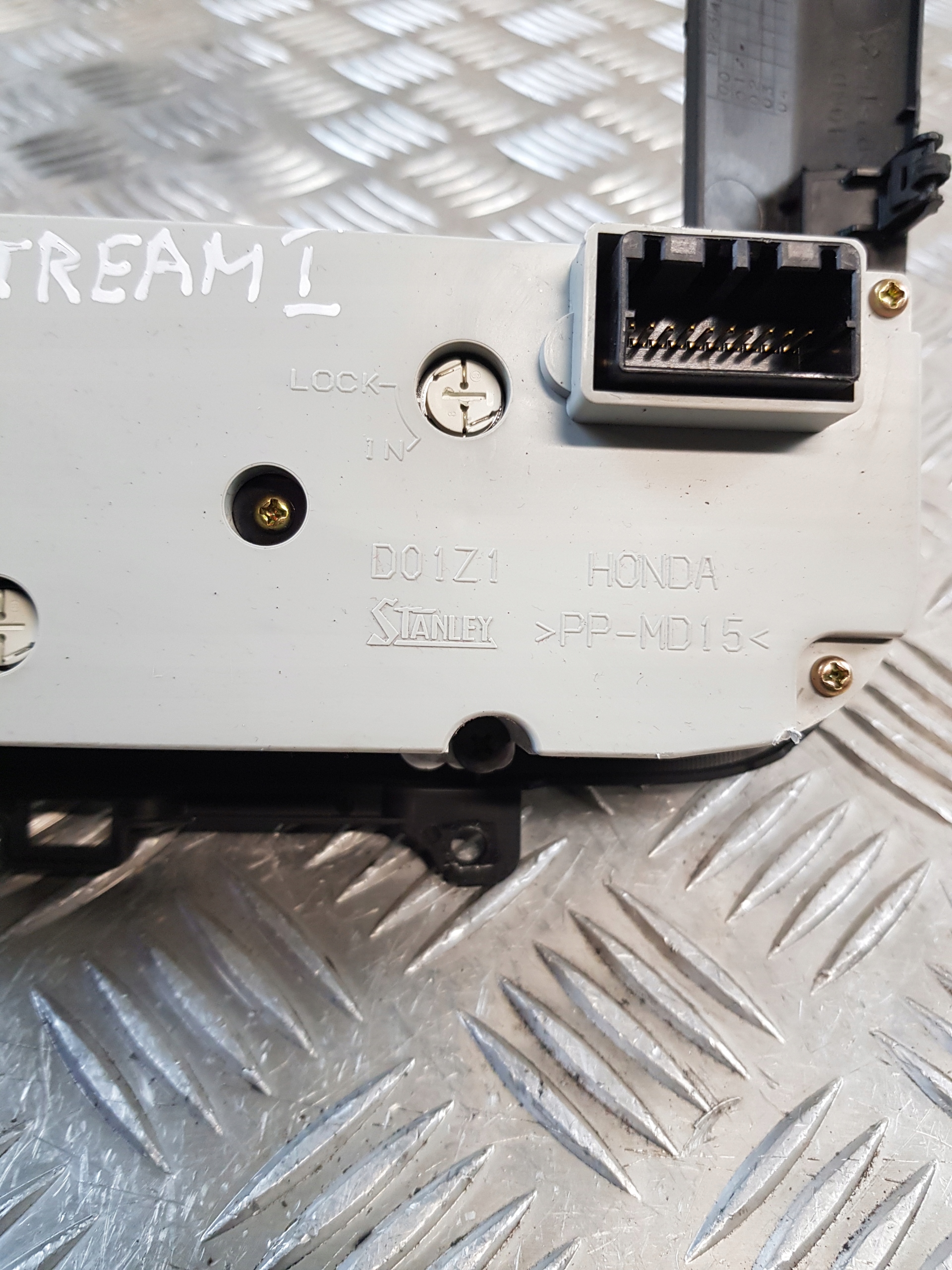 PANEL air conditioning devices frame central KRATKI air conditioning devices HONDA STREAM and