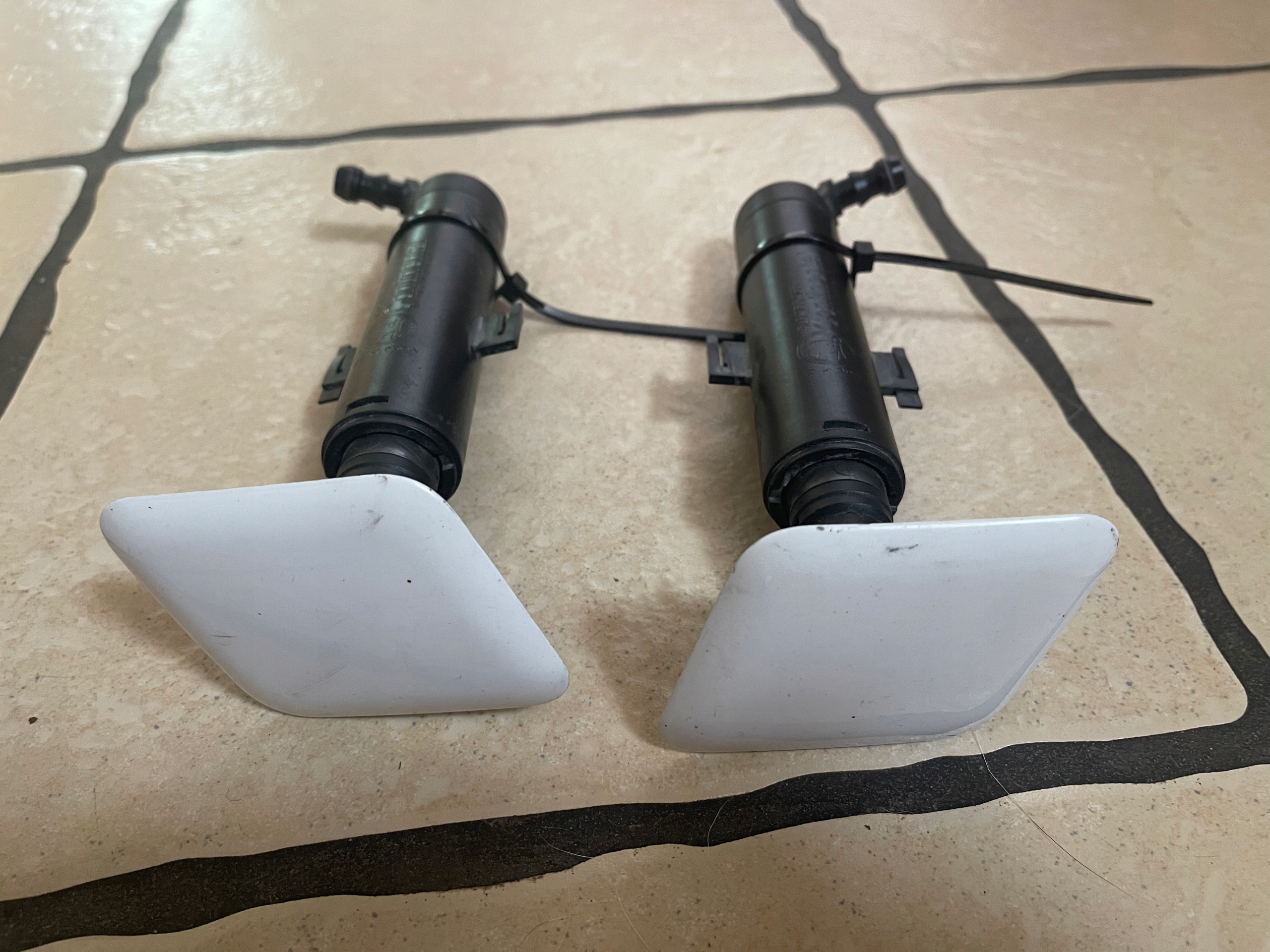 Skoda Yeti и шайба лампы оригинал