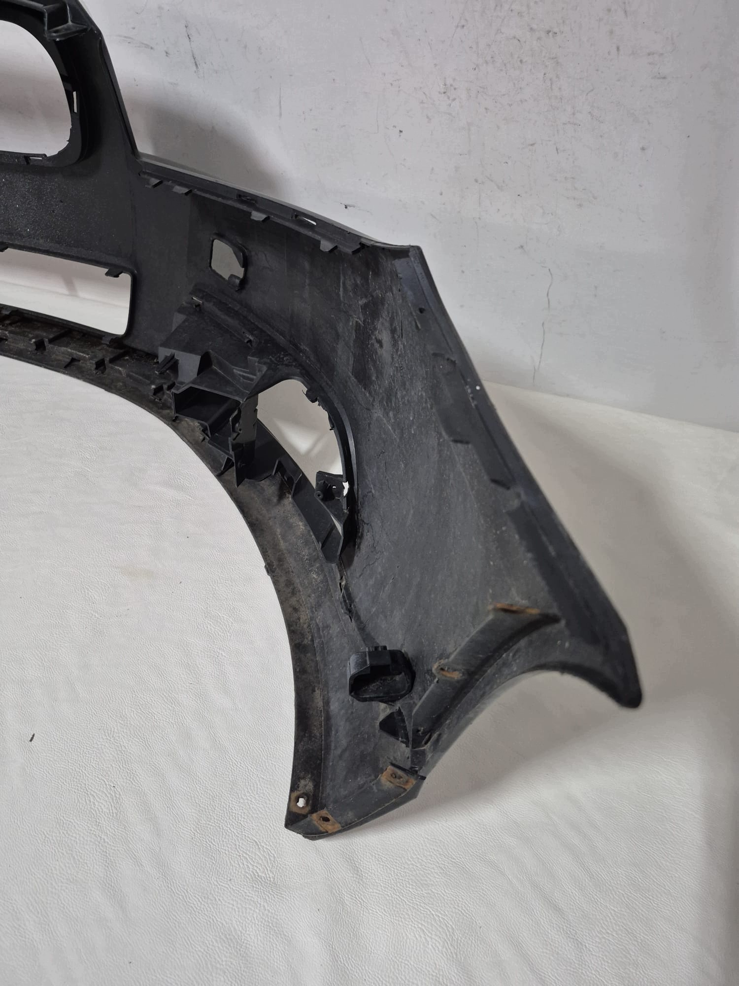 VOLVO V70 III 3 07-14 bumper front front SPR 30678623