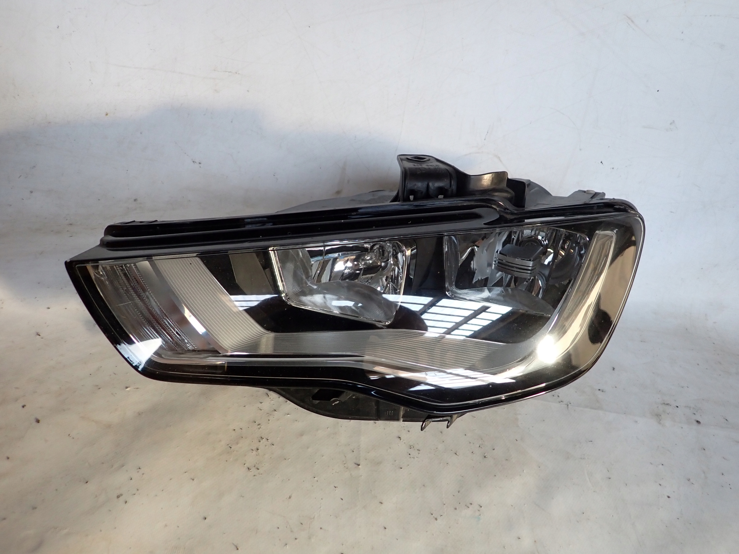 AUDI A3 8V 12-16 light ZWYKLA left front front