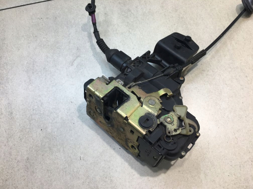 lock door right rear part VW PASSAT B5 6 PIN