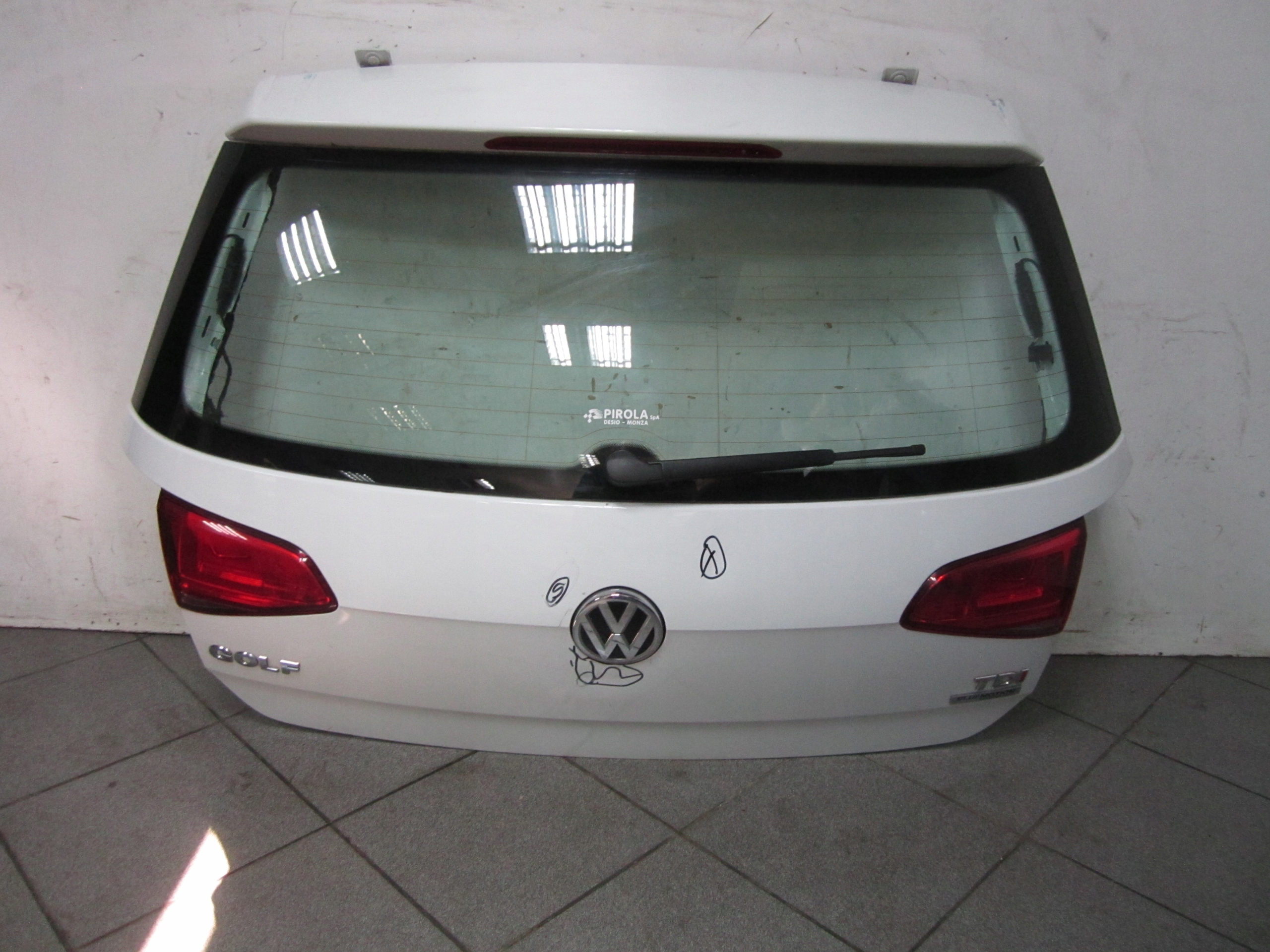 Klapa tył tylna Volkswagen VW Golf VII 7 HB