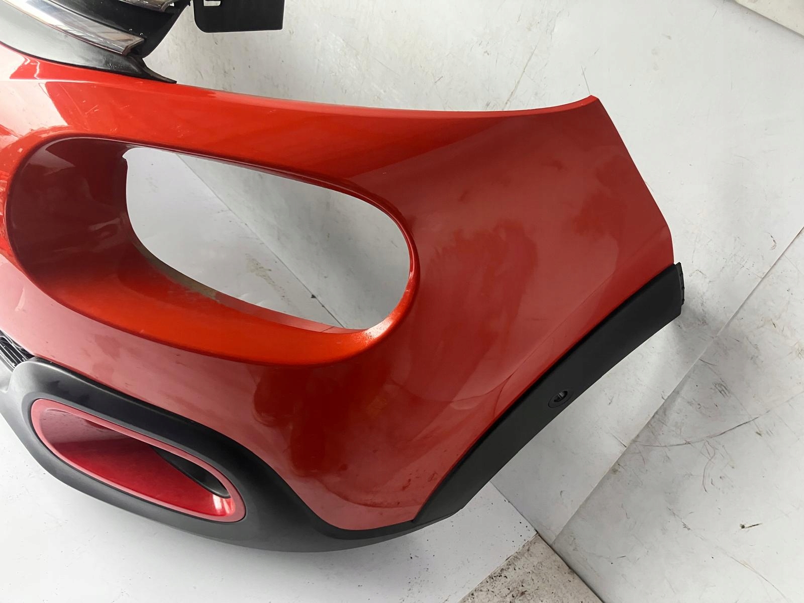 bumper complete grill front CITROEN C3 III KNTD below 2 PDC