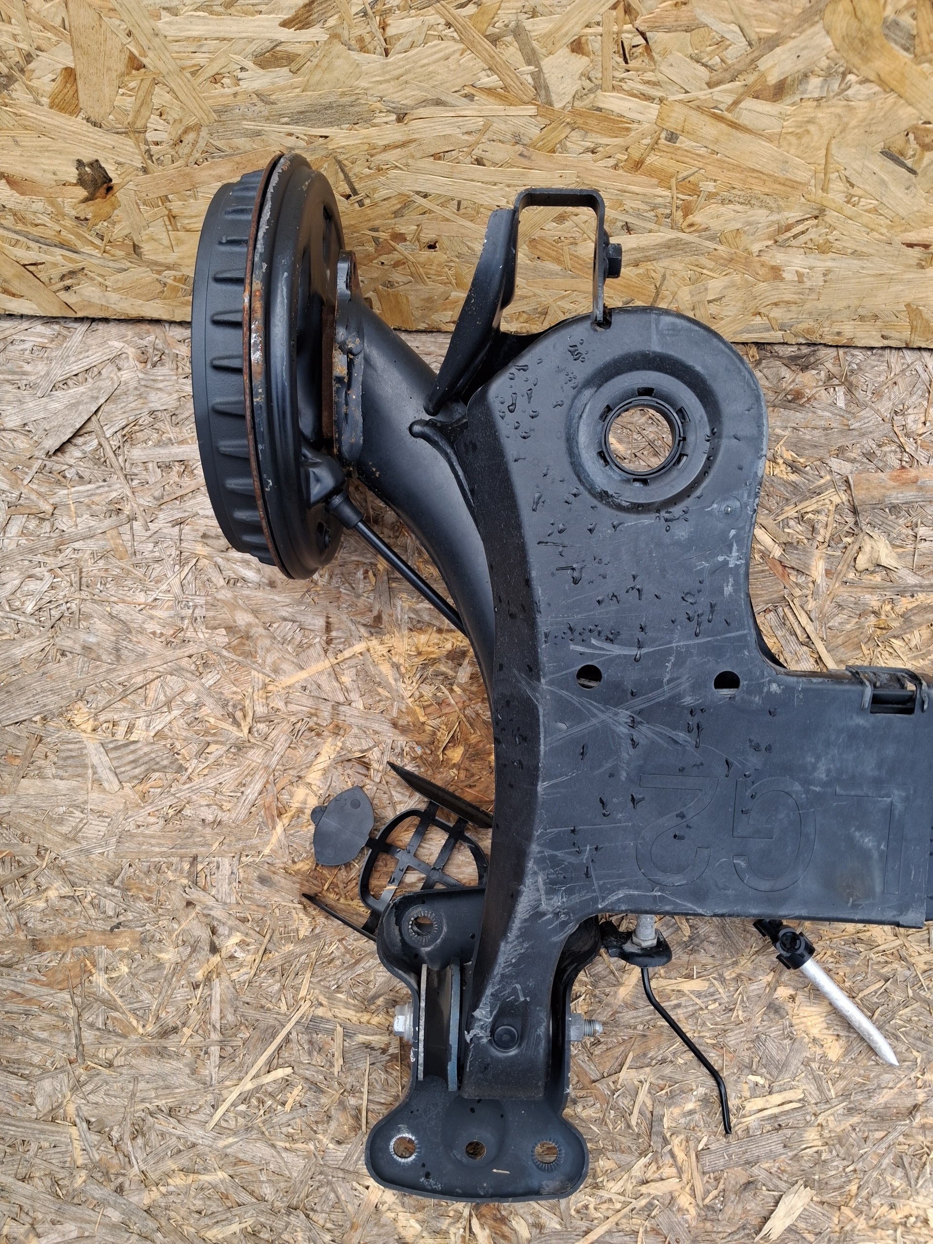 sider rear sususpension rear. ARONA POLO 18