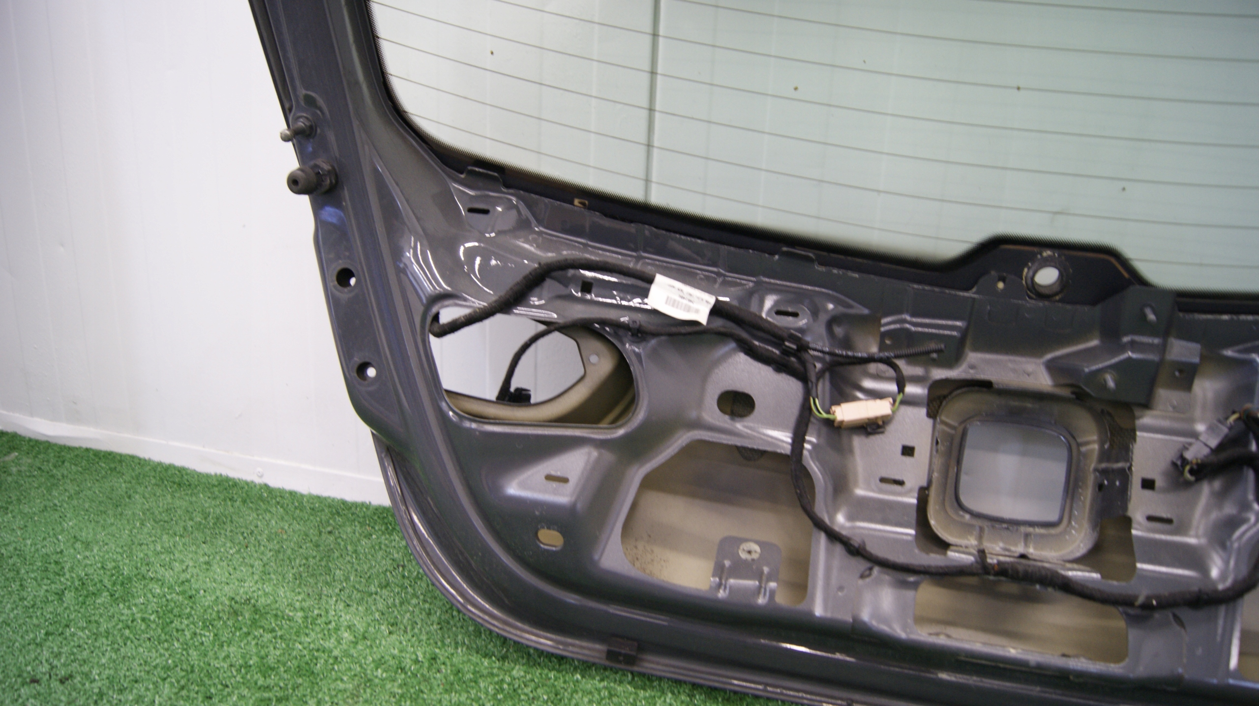 boot doors rear part LIFT SEAT LEON 2 2009