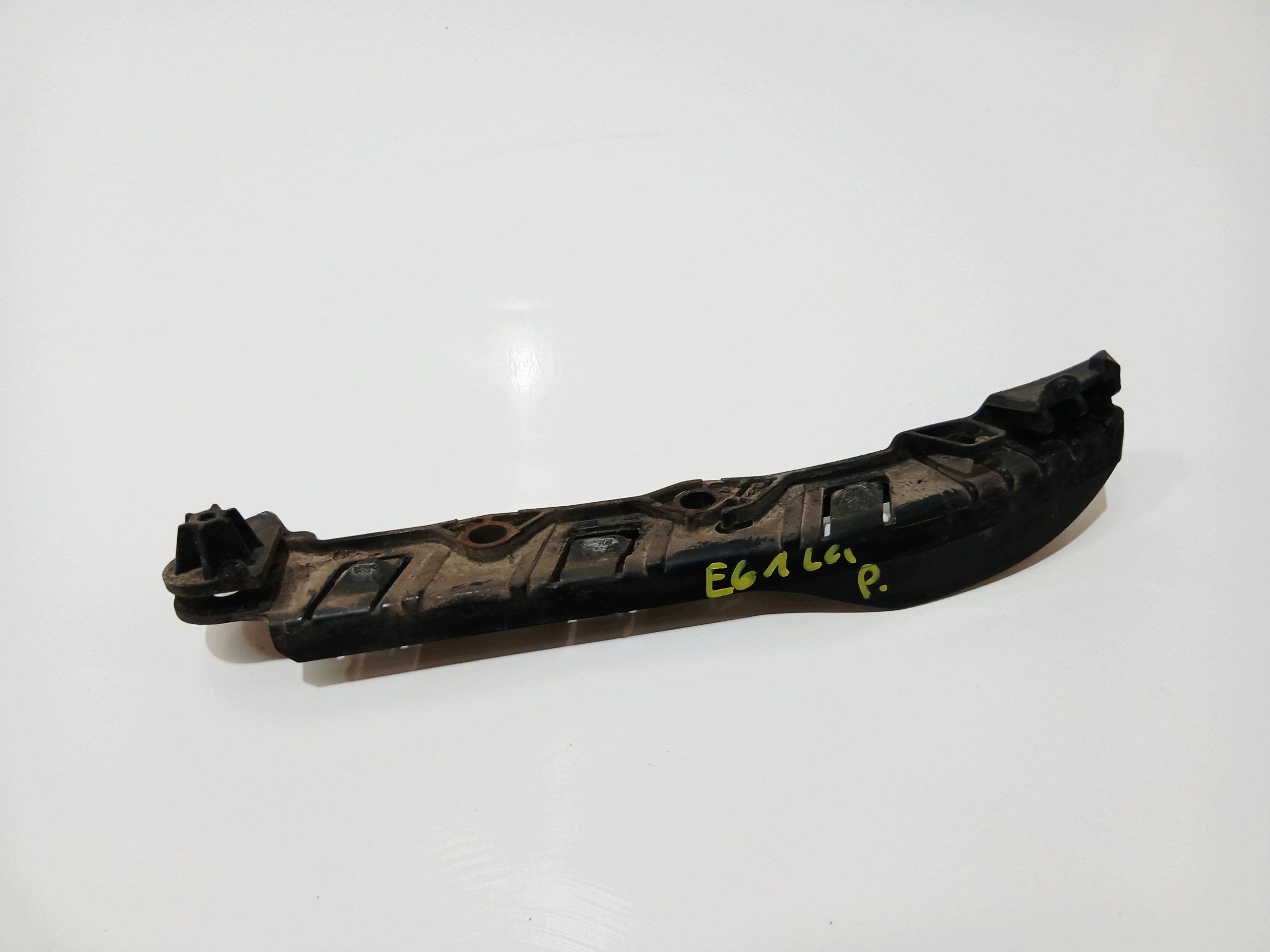 bumper bracket right front BMW E60 E61 LCI OE 7178078 (0000475)