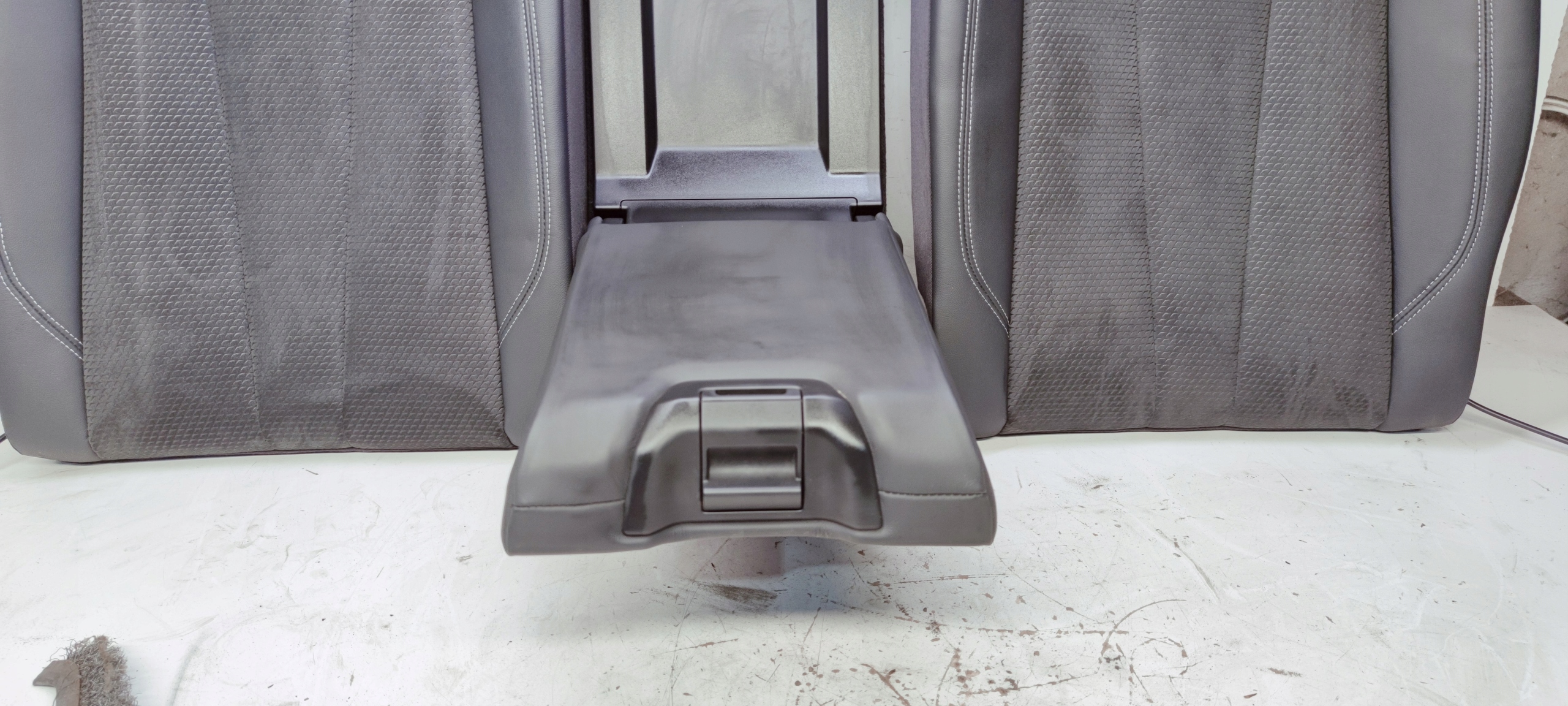 SITZ OPARCIE HECK LEDER MATERIAL AUDI A4 B9